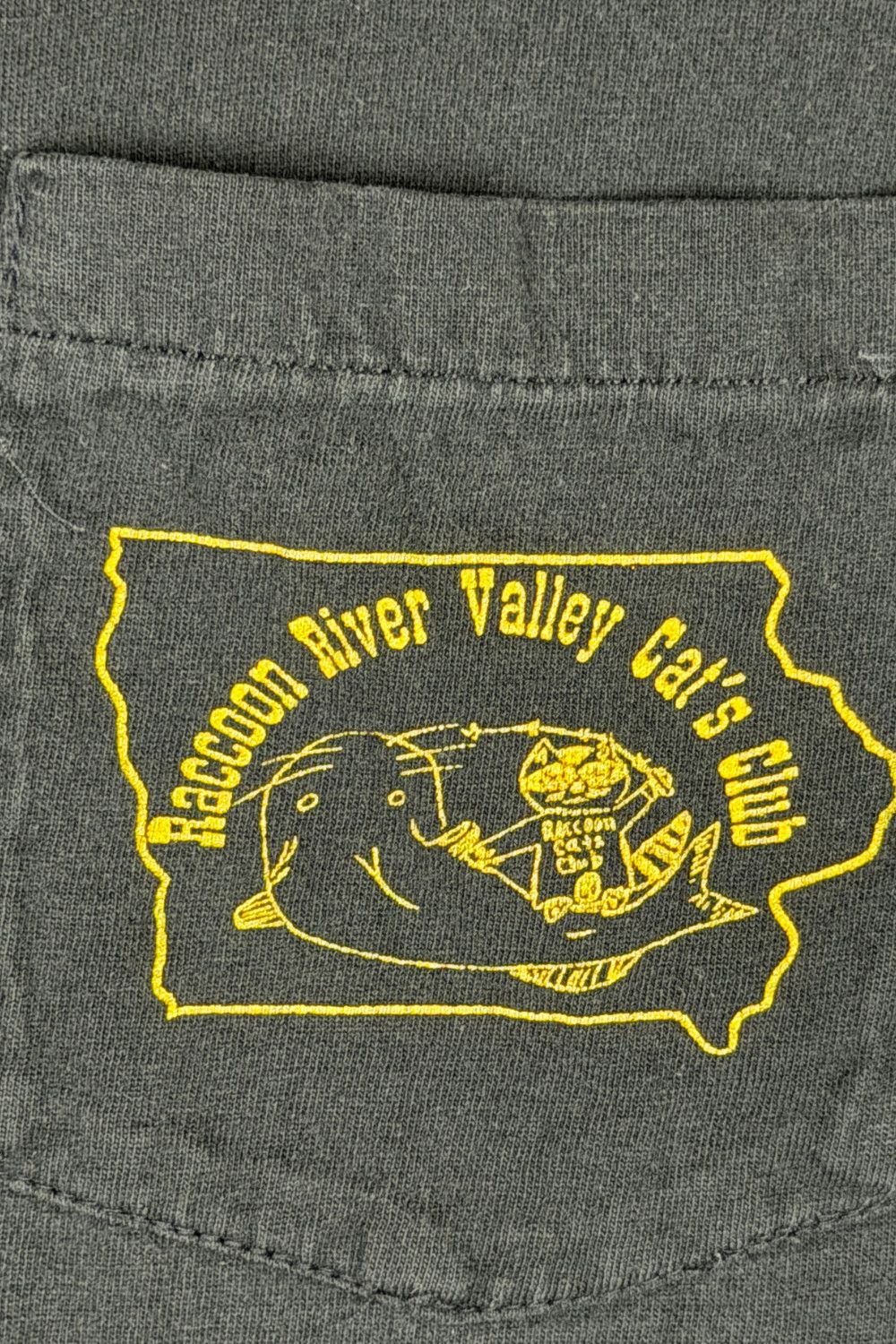 Hanes 90s Raccoon River Valley Catfish Club Pocket Tee Hanes XL Size US XL / EU 56 / 4 - 8 Thumbnail