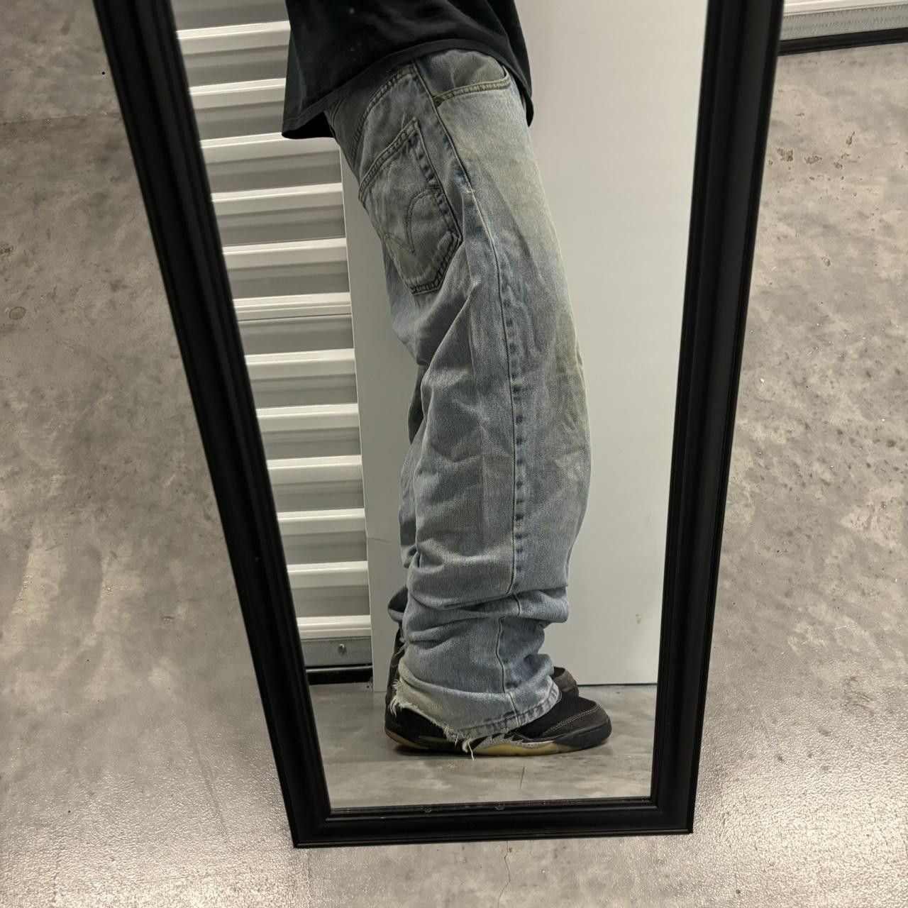 Levi's × Vintage Crazy Vintage Y2K/2000s Baggy Levi’s Light Wash Distressed Denim Jeans! Size US 36 / EU 52 - 2 Thumbnail