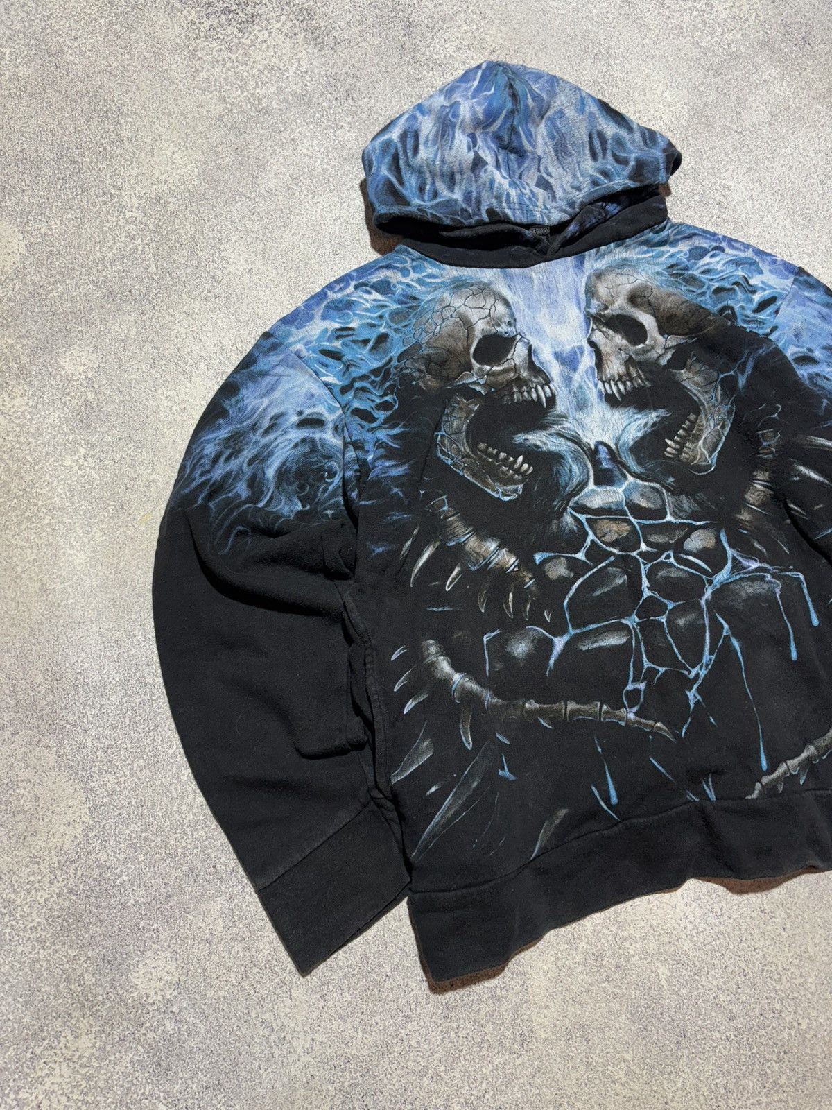 Japanese Brand × Vintage Vintage Skulls and Bones Flaming Spine All Over Print Hoodie Size US M / EU 48-50 / 2 - 3 Thumbnail