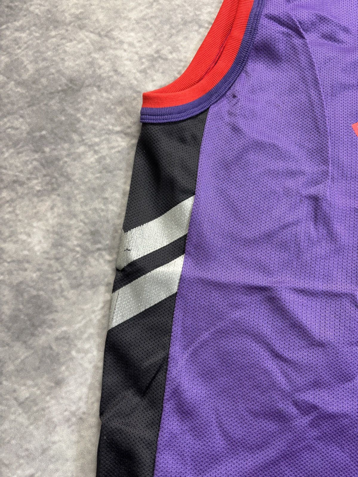 Champion 90s Vintage Toronto Raptors Shorts Carter Matching Suit Set Size US L / EU 52-54 / 3 - 20 Thumbnail