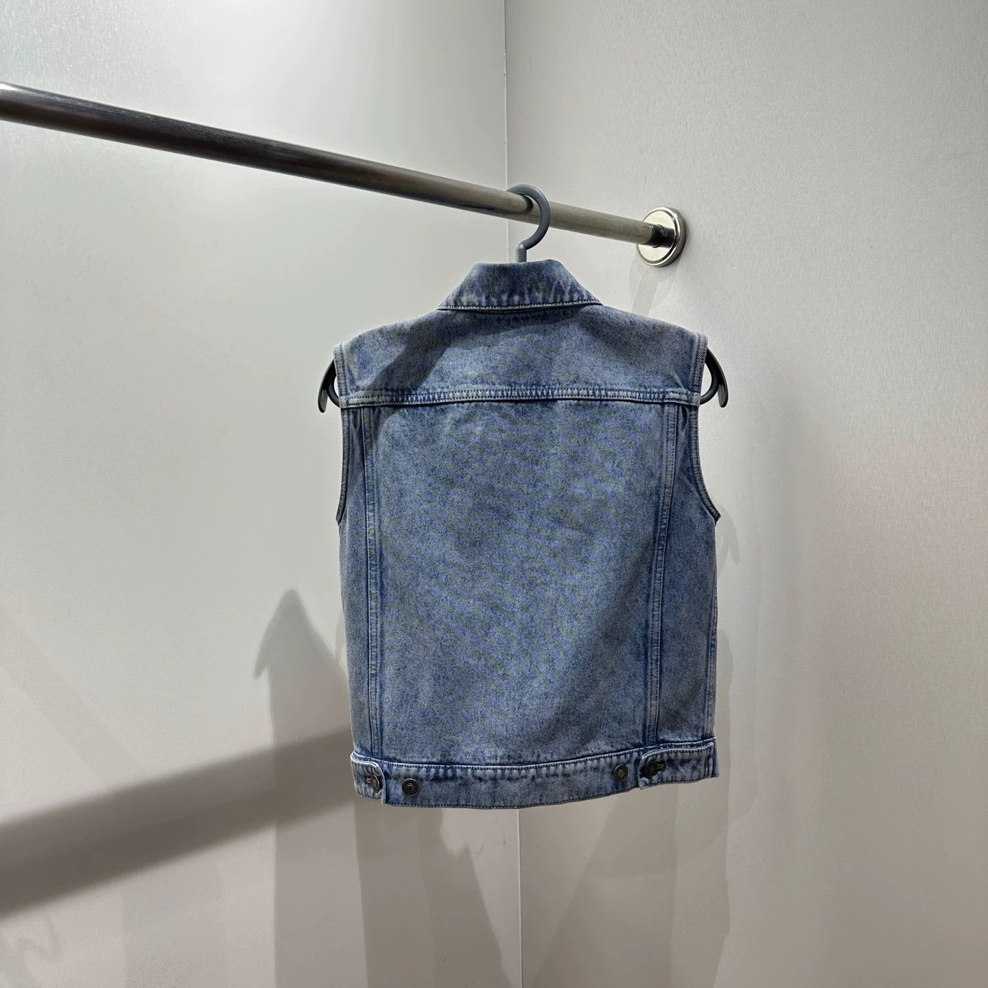 Christian Dior Monsieur Dior mar591 Bee CD Denim Vest 34 Cotton Size XS / US 0-2 / IT 36-38 - 2 Thumbnail
