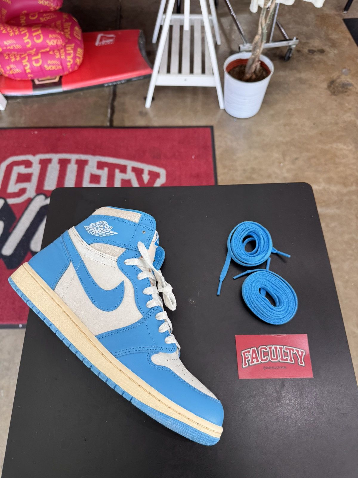 Jordan Brand Air Jordan 1 UNC Reimagined Size 10 (2025) Size US 10 / EU 43 - 10 Thumbnail