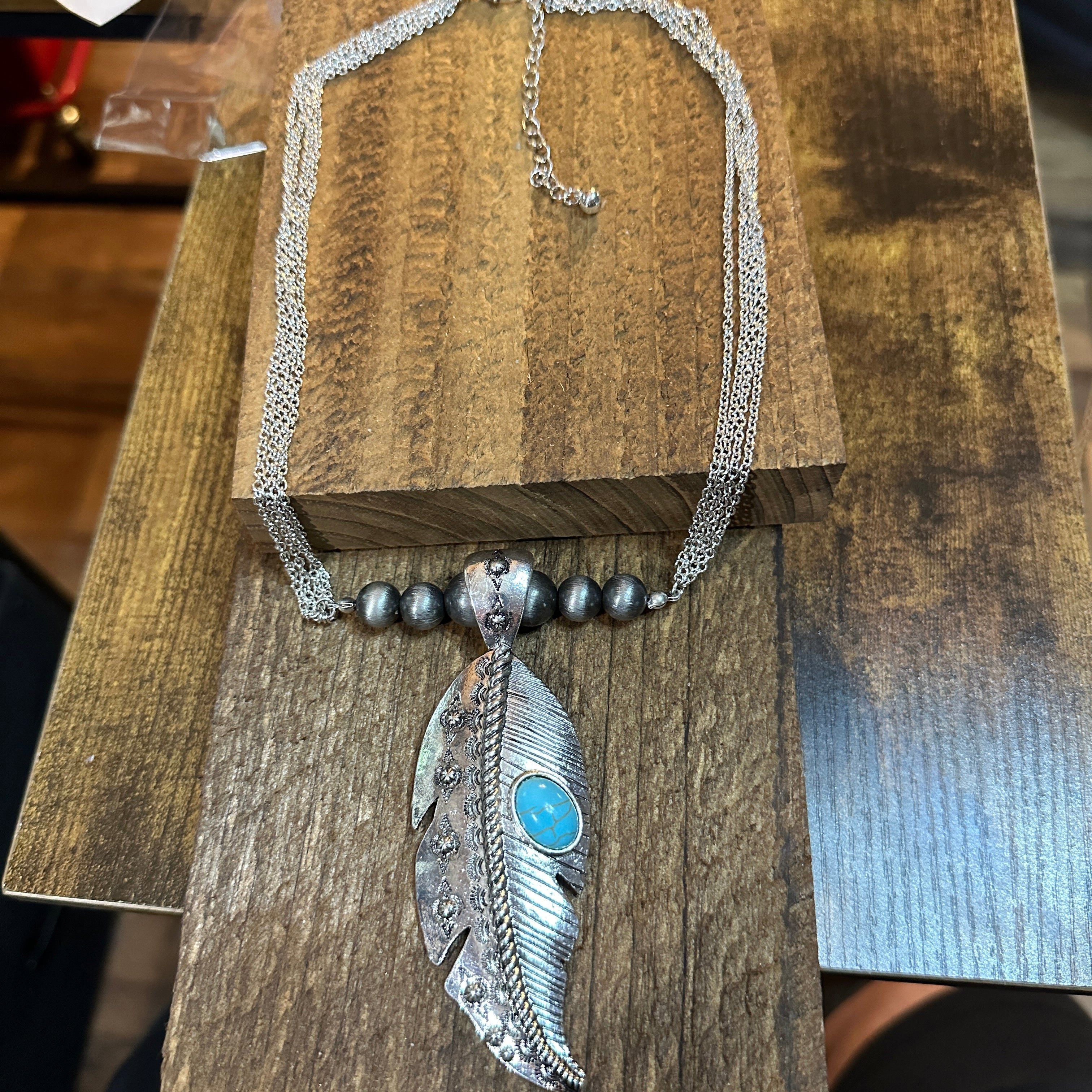 Other Large Feather Pendant Western Necklace and Earrings Set Size ONE SIZE - 4 Thumbnail