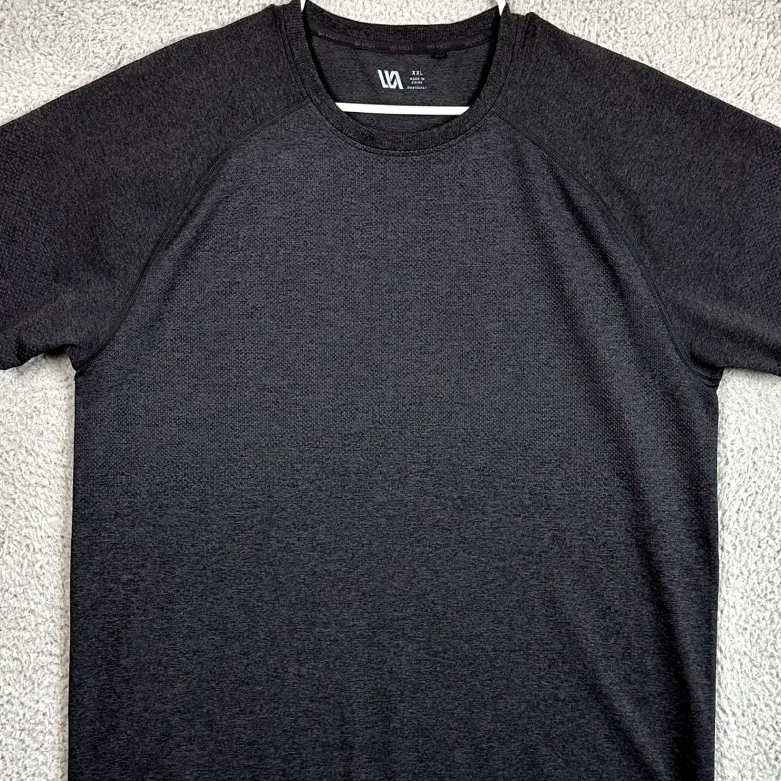 Vintage VRST T-Shirt Short Sleeve Tee Mens 2XL Black Gray Athletic Performance Crewneck Bath breathable Size US XXL / EU 58 / 5 - 2 Thumbnail