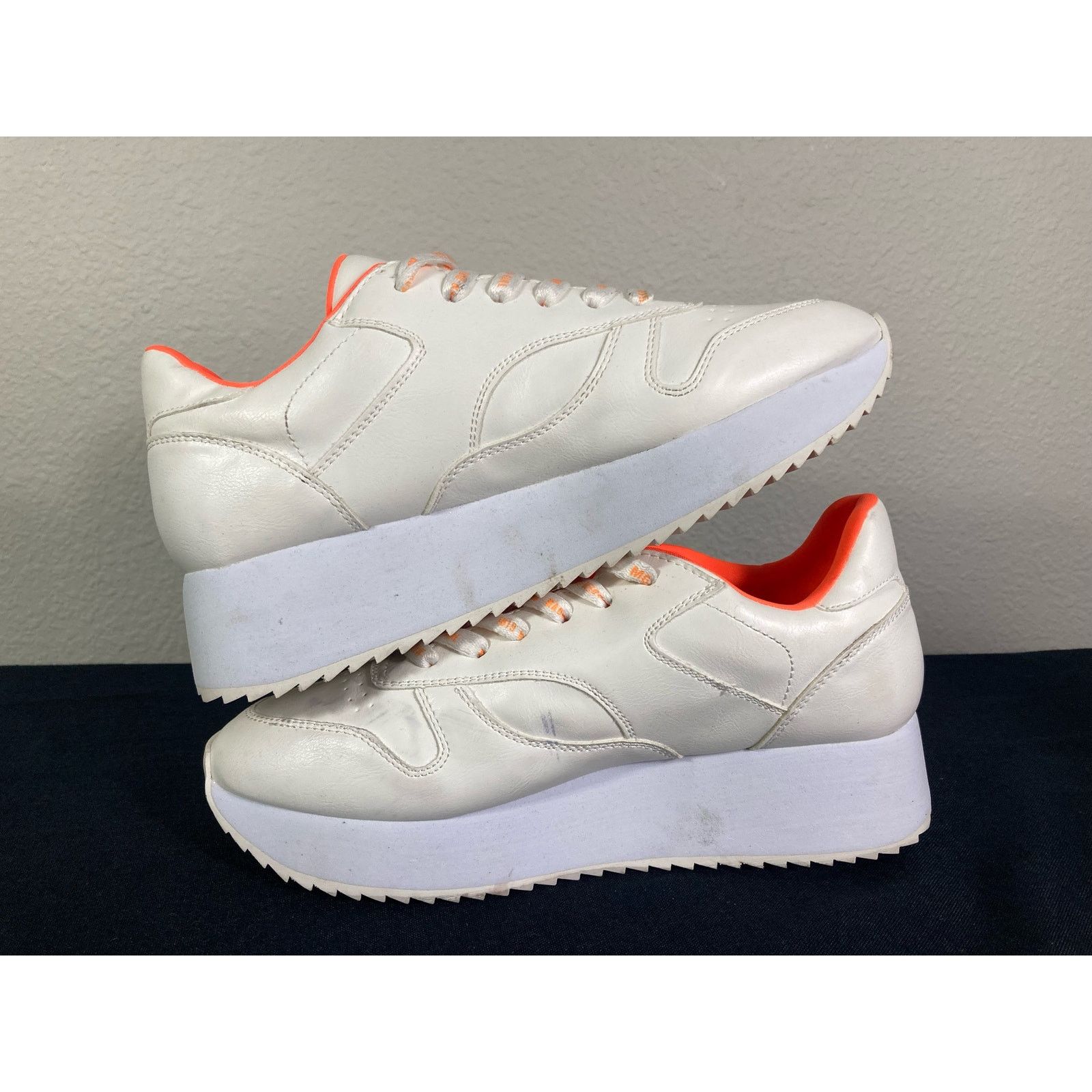 Other Madden Girl White Athletic Shoes Women's 8.5 Sneakers Size US 8.5 / IT 38.5 - 12 Thumbnail