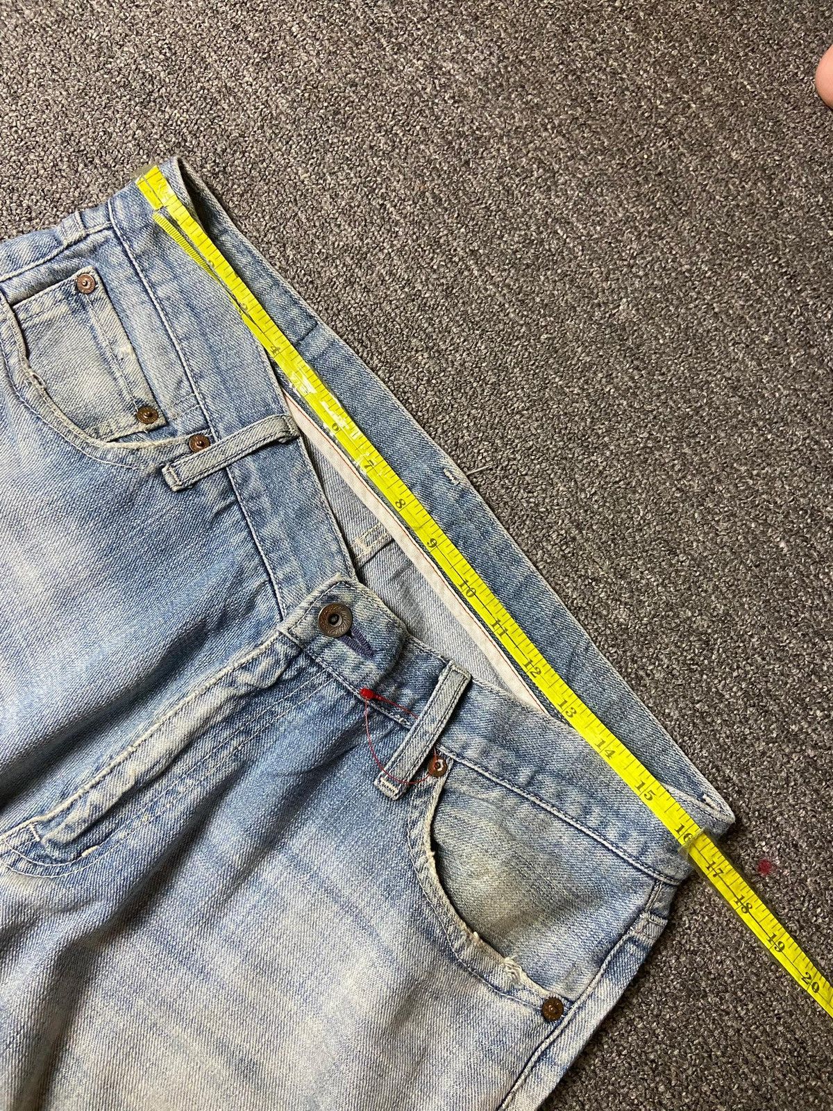 Japanese Brand × Uniqlo × Vintage UNIQLO Japanese Brand Relaxed Fit Denim Jeans (128) Size US 31 - 5 Thumbnail