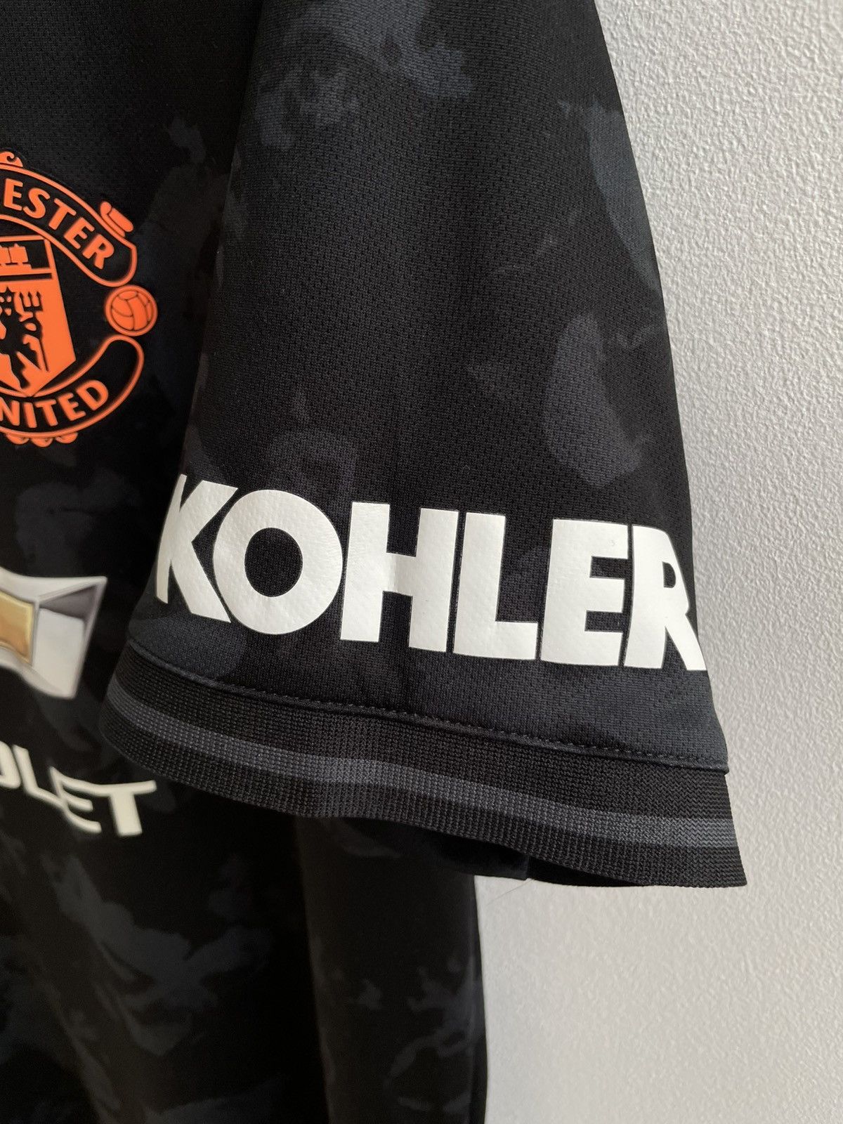 Adidas Manchester United 2019 2020 Football Soccer Jersey Shirt Size US L / EU 52-54 / 3 - 12 Thumbnail