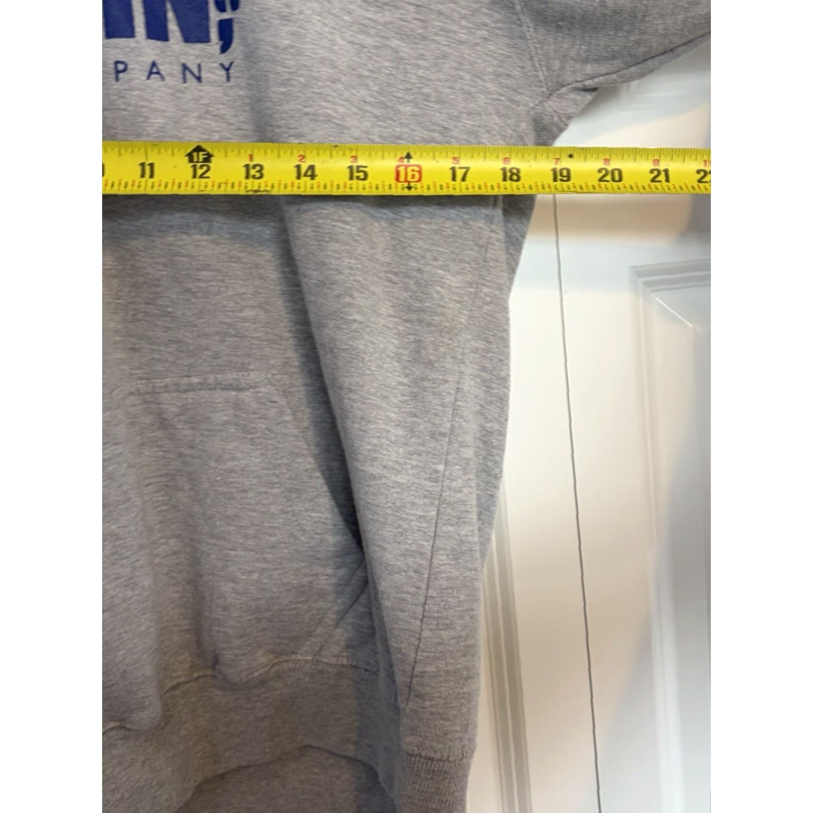 Gildan Dunder Mifflin Mens Sweatshirt Hoodie Gray Pullover Hooded Sweatshirt M Medium Gildan Heavy Blend Logo Crew Neck Fleece Cotton Blend Size US M / EU 48-50 / 2 - 3 Thumbnail
