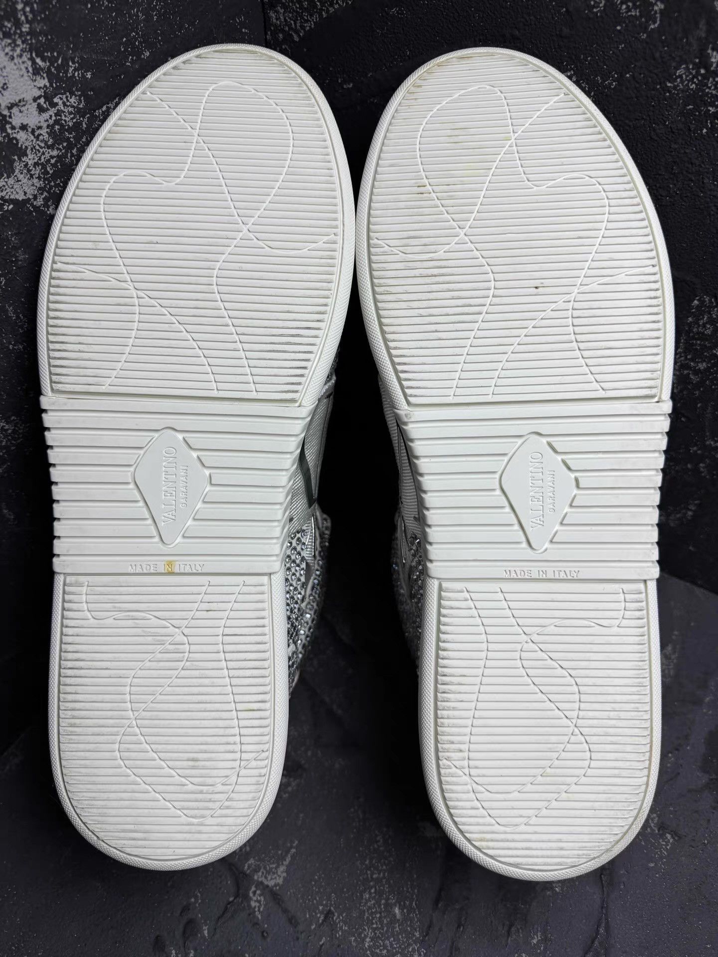 Valentino Valentino High-Top Crystal-Embellished Sneakers Q10 Size US 10 / EU 43 - 4 Thumbnail