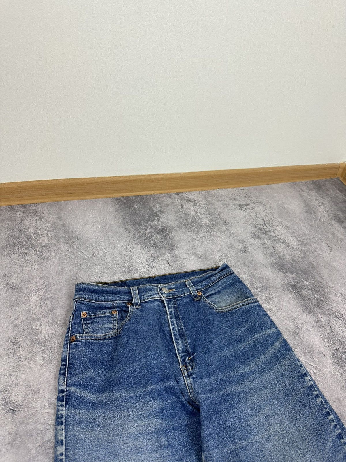 Levi's Vintage Levi's 550 Paper Tag Women's Stone Washed USA Jeans Size 32" / US 10 / IT 46 - 13 Thumbnail