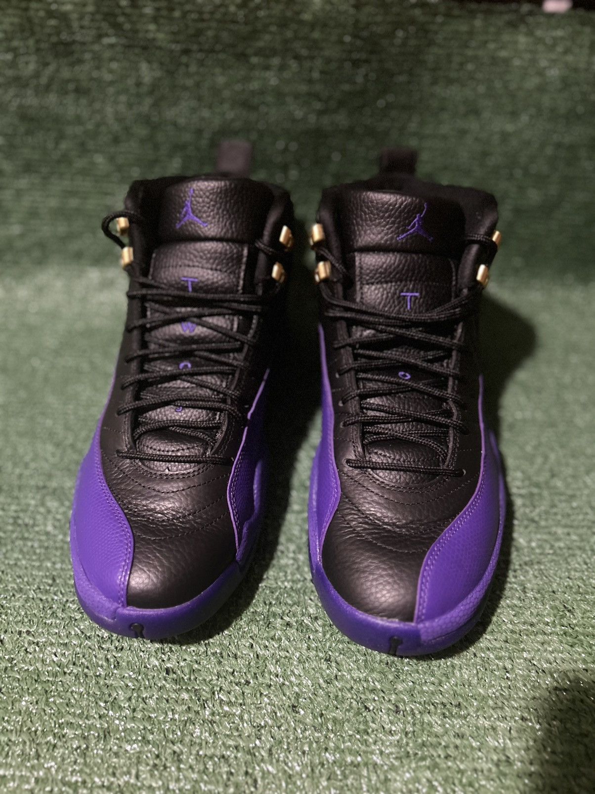 Jordan Brand Jordan 12 Retro Black/Field Purple Size US 10 / EU 43 - 3 Thumbnail
