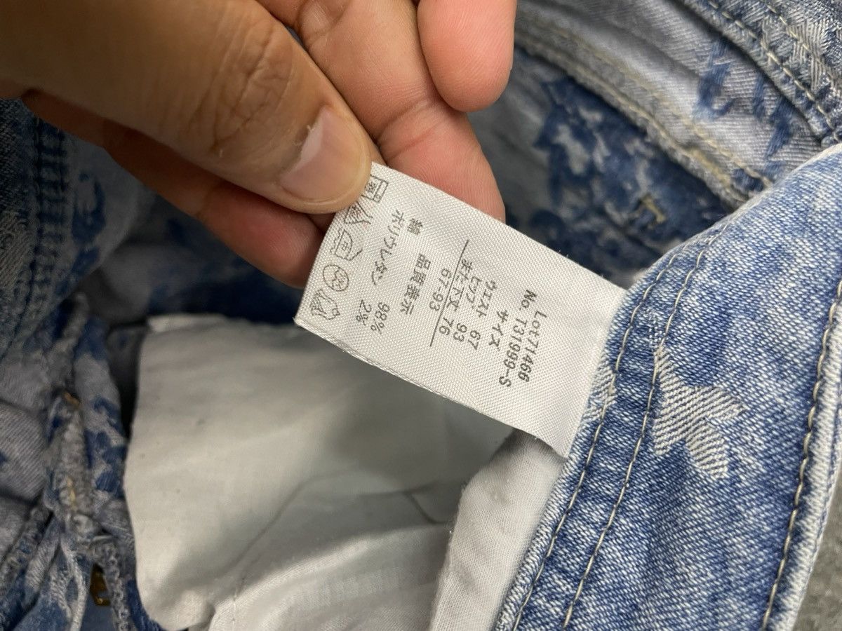 Japanese Brand Vintage Japanese Brand Floral Pattern Rose Jean Skinny Fit Size 30" / US 8 / IT 44 - 4 Thumbnail