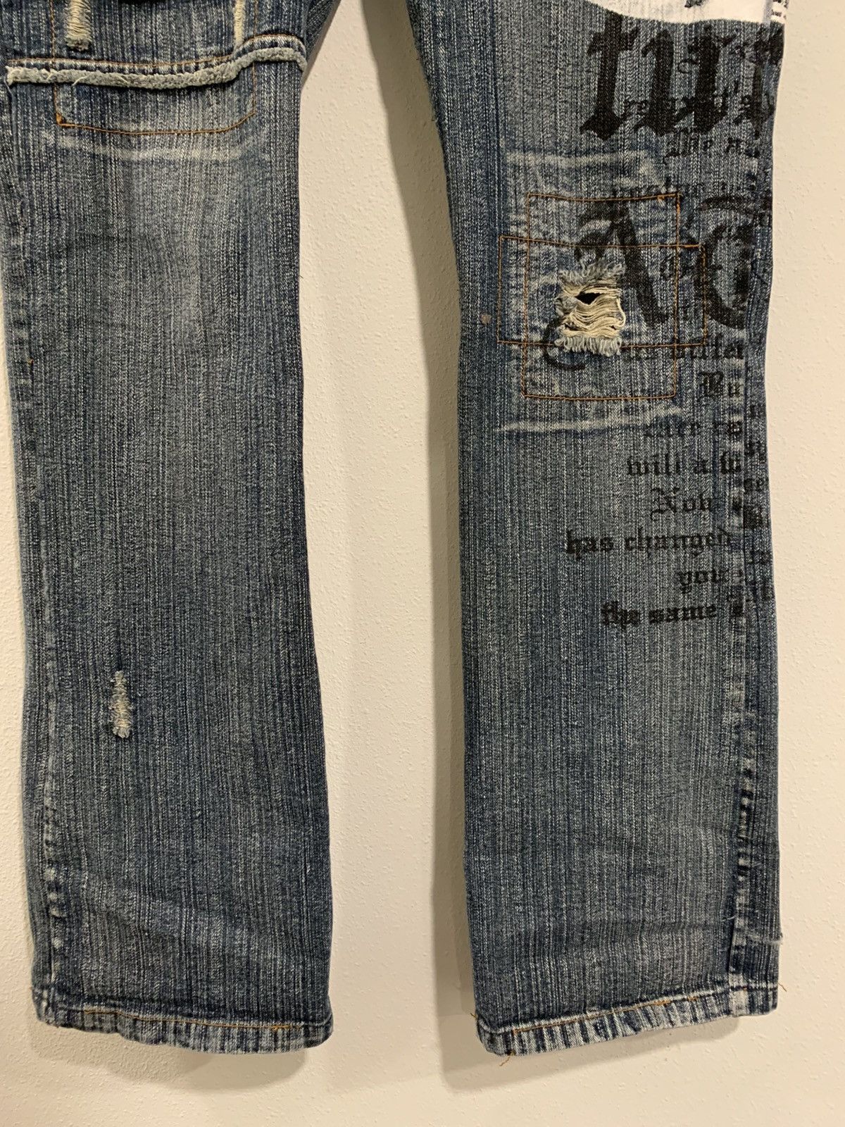 In The Attic In The Attic Poem Distressed Denim Size US 31 - 2 Thumbnail