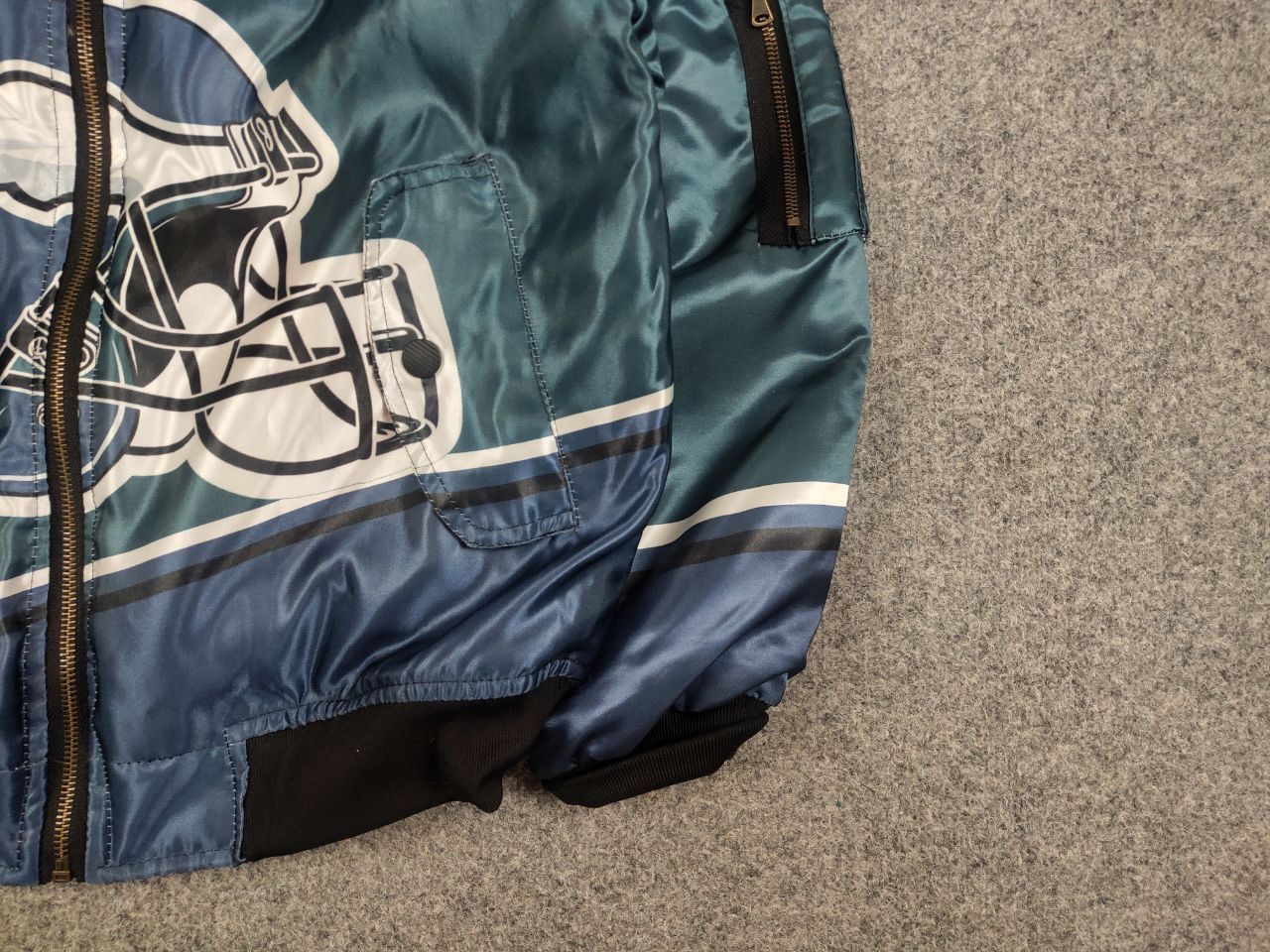 NFL Vintage NFL Philadelphia Eagles Champions Logo Bomber jacket Size US S / EU 44-46 / 1 - 7 Thumbnail