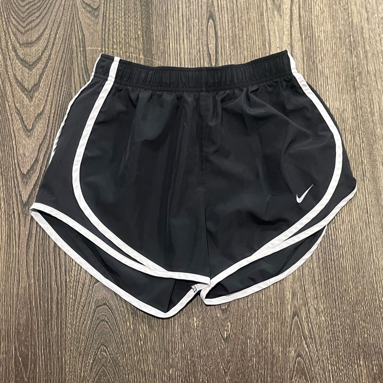 Nike Nike Dri-Fit Running Shorts Elastic Waist Stretch Pull-On S Size 26" / US 2 / IT 38 - 1 Thumbnail
