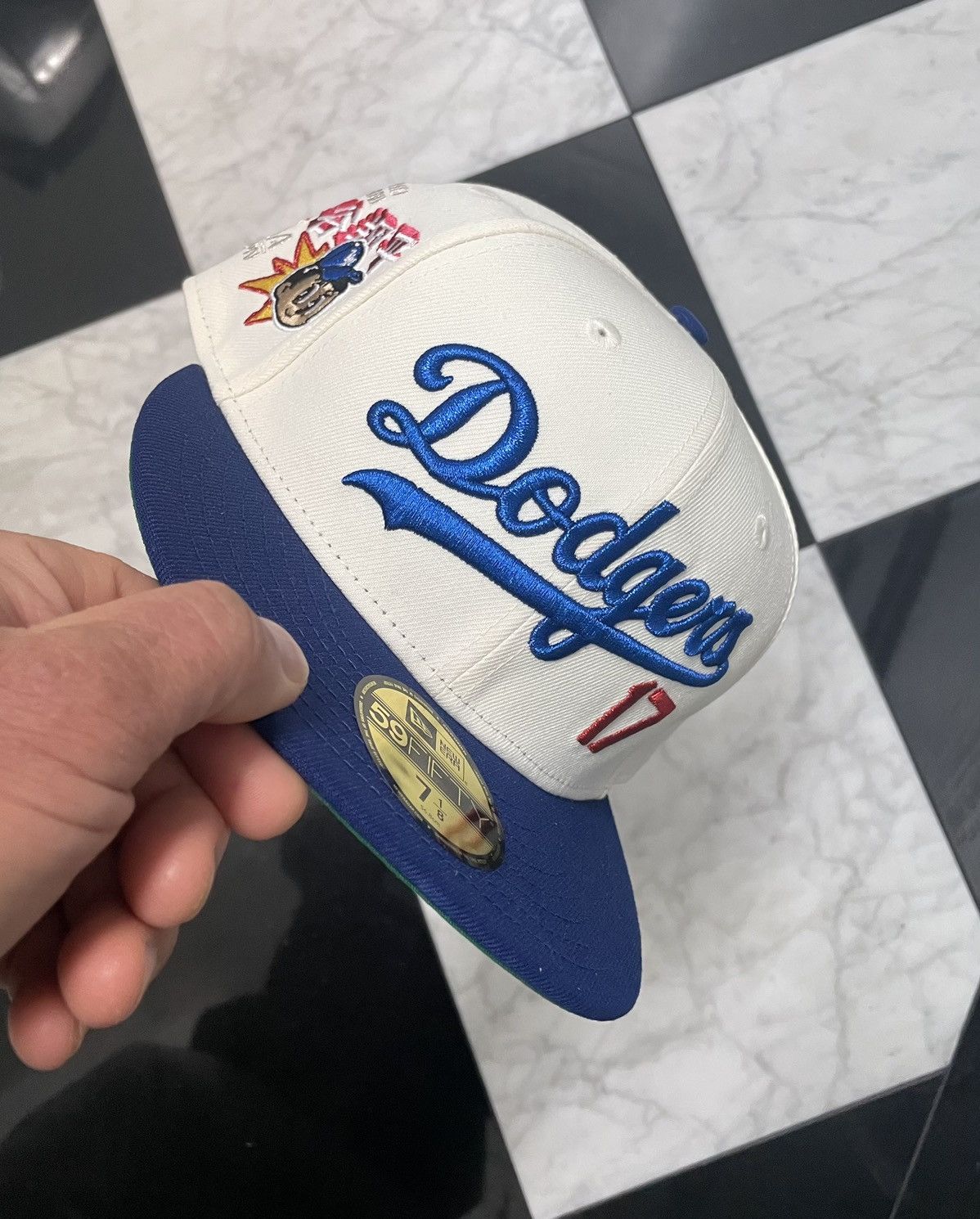 New Era Exclusive Ohtani Dodgers fitted 7 1/8 Size ONE SIZE - 1 Thumbnail
