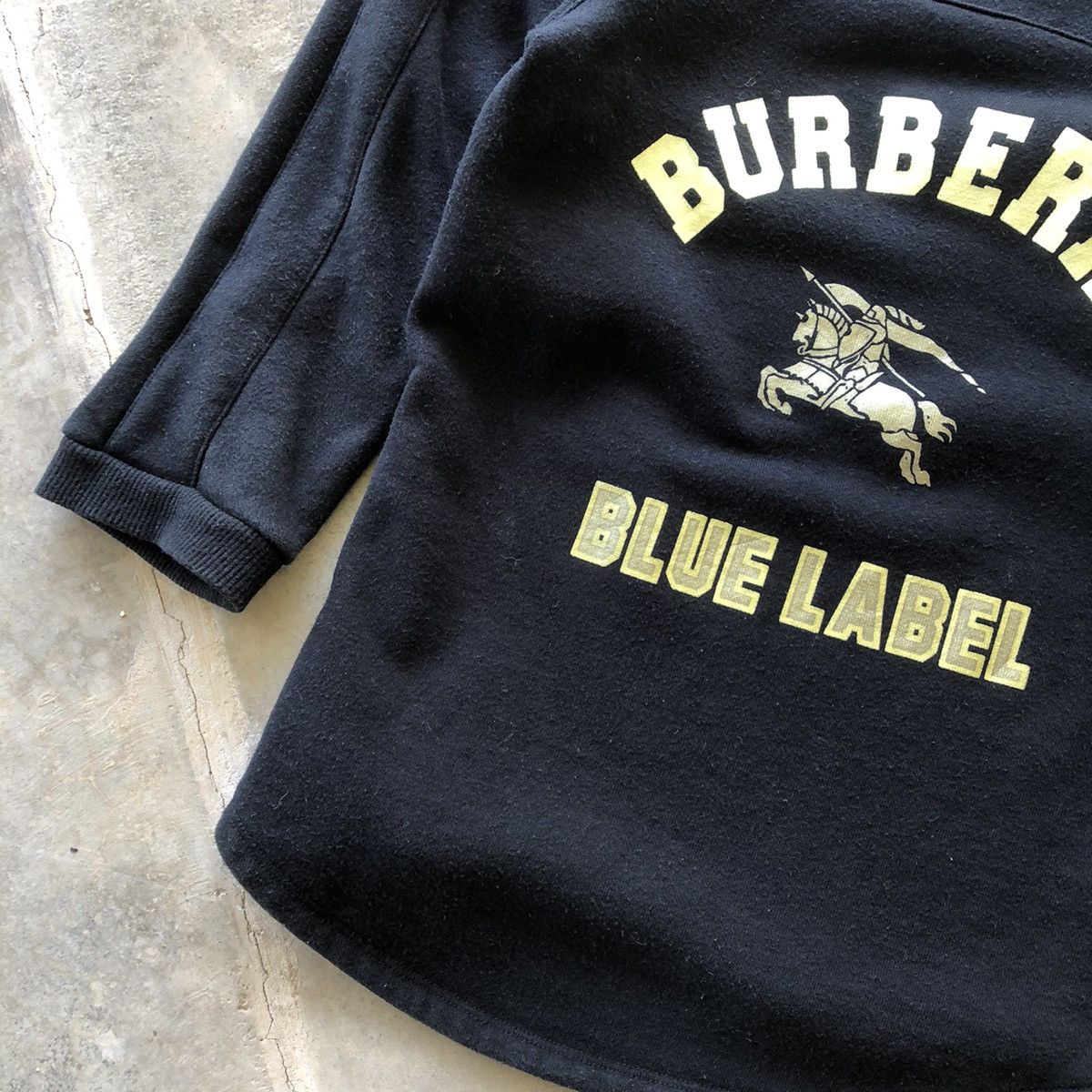 Burberry BURBERRY Blue Label Big Logo Boat Neck Sweatshirt Size US XXS / EU 40 - 3 Thumbnail