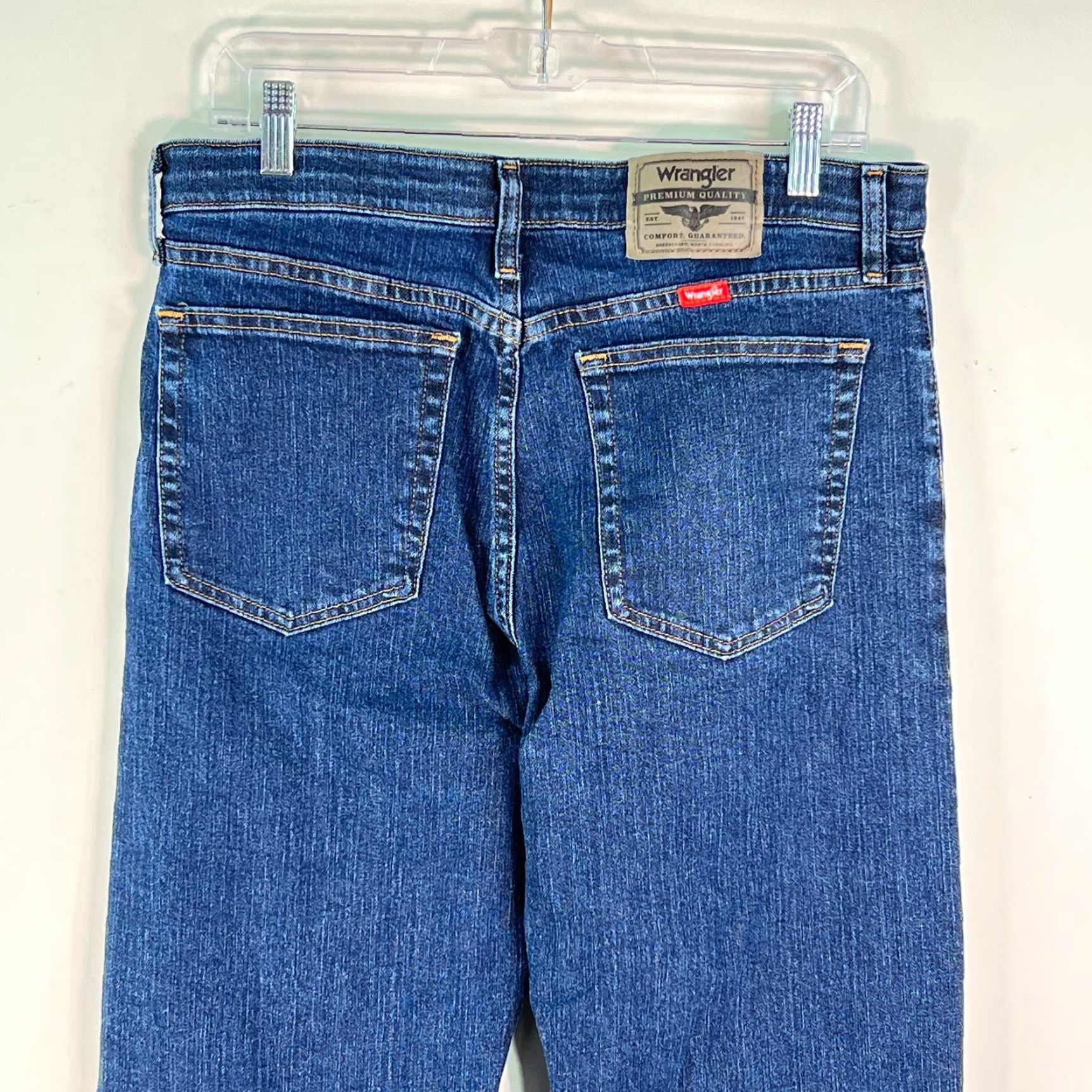 Wrangler Wrangler Mens Regular Fit Medium Wash Blue Denim Straight Leg Jeans Size 32X34 Size US 32 / EU 48 - 3 Thumbnail
