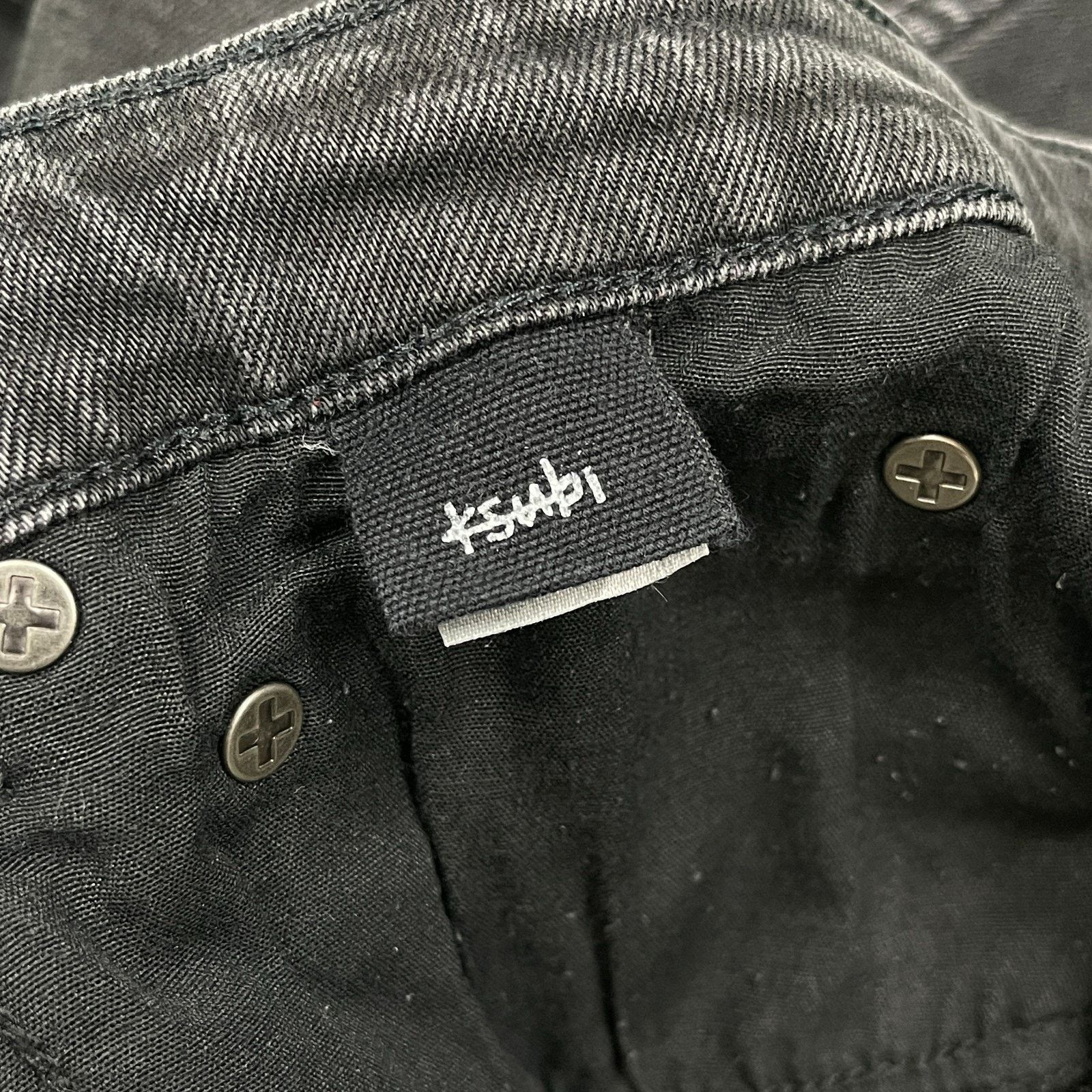 Ksubi Ksubi chitch boneyard black Distressed Skinny Jeans size 34 Size US 34 / EU 50 - 8 Thumbnail