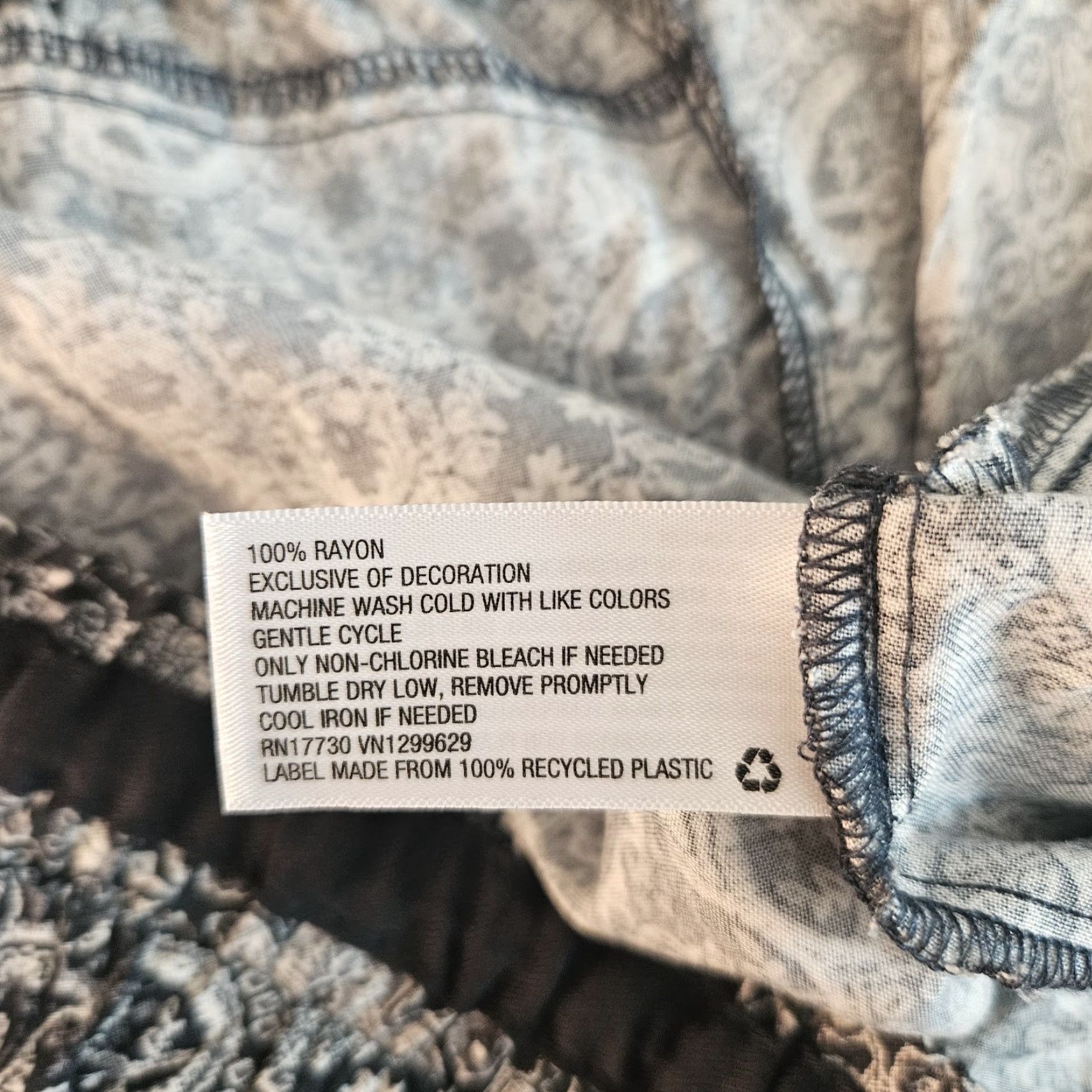 Vintage Knox Rose Womens Pants 2XL Blue Gray Rayon High Rise Pull On Inseam 28 Ankle Front Flat Front Budget: N/A Size 40" / US 18 - 6 Thumbnail