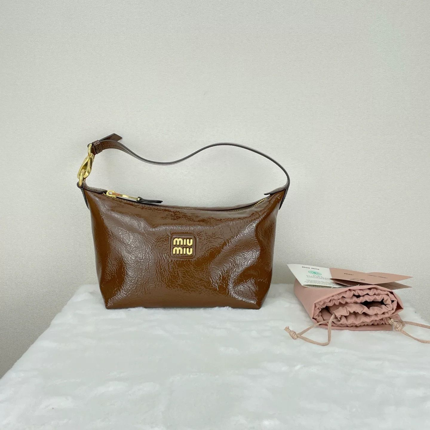 Miu Miu Pre-loved Bag Very good condition Size ONE SIZE - 1 Thumbnail