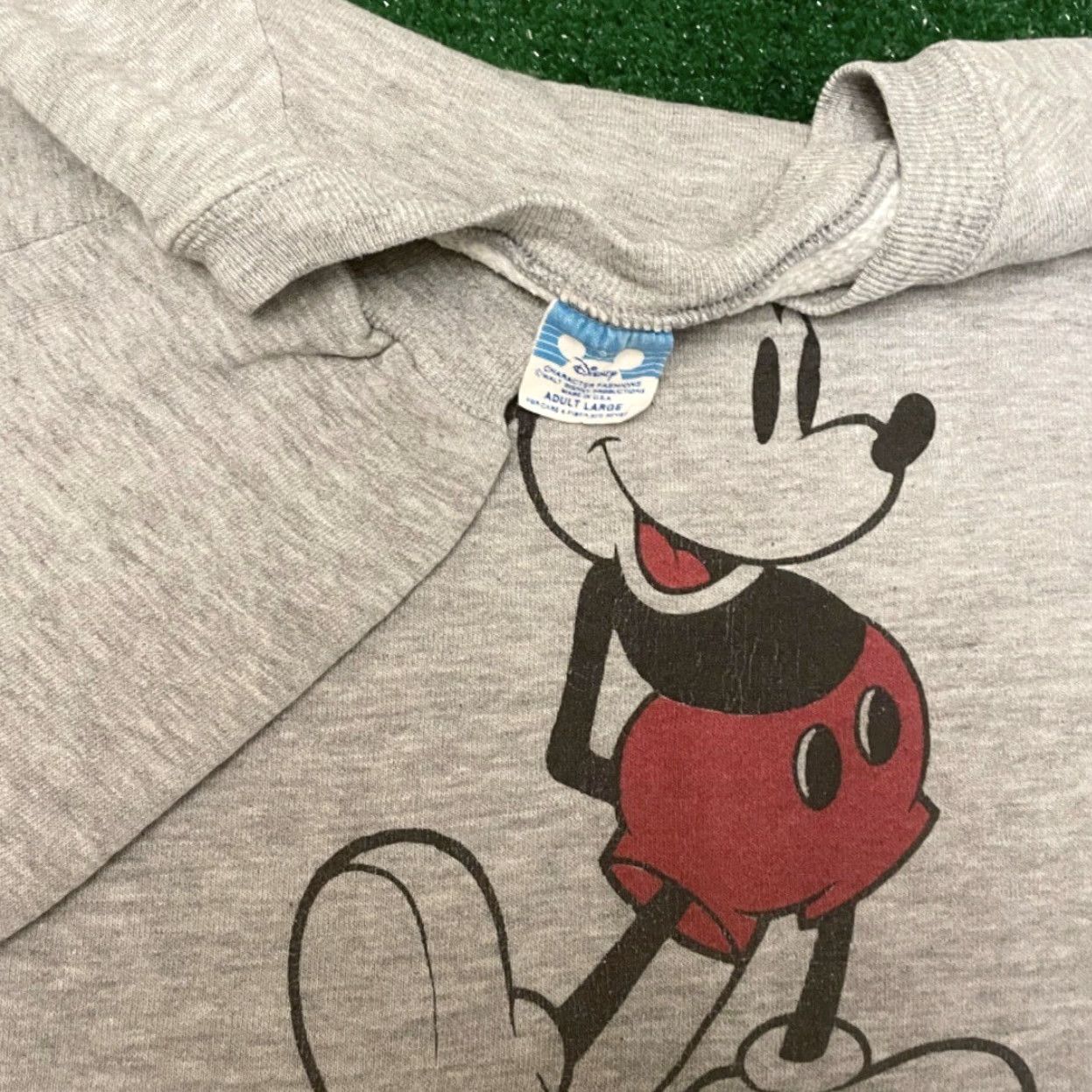 Disney VINTAGE Disney Mickey Mouse Logo VTG Crewneck Sweatshirt Mens Size L Gray 80s 90s Cartoon Pullover Sweatshirt Fan Shirt Size US L / EU 52-54 / 3 - 2 Thumbnail