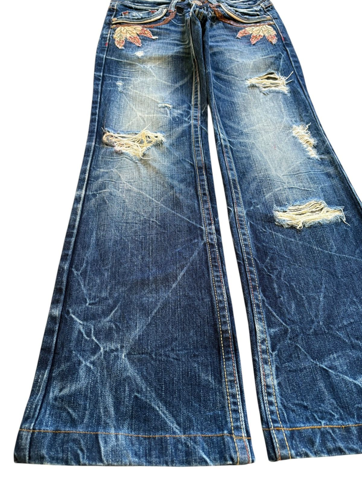 Japanese Brand Vintage Red Pepper Double Wings Embellished Flare Jeans Size US 28 / EU 44 - 6 Thumbnail