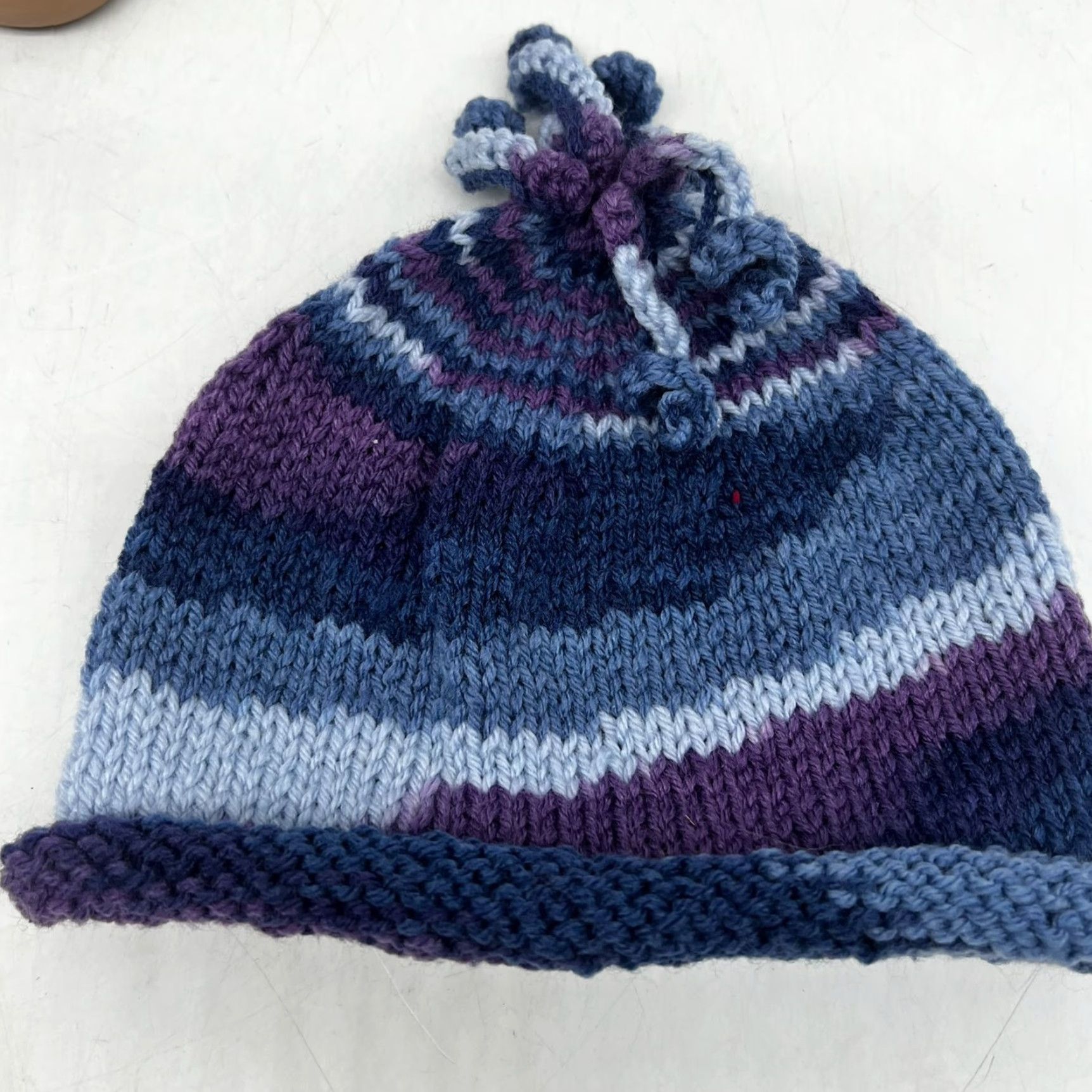 Vintage Hand Knitted in USA Purple Tasseled Womens One Size Stocking Cap Beanie Hat Size ONE SIZE - 5 Thumbnail