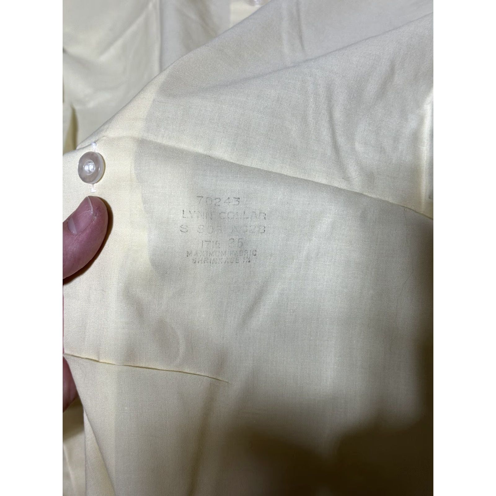 Sears VINTAGE Sears Premiere Perma-Prest Yellow Long Sleeve Button Up Shirt XL - 1960s, Cotton Blend, Secretary/Geek, Yellow, Button-Front, Mens Size US XL / EU 56 / 4 - 7 Thumbnail