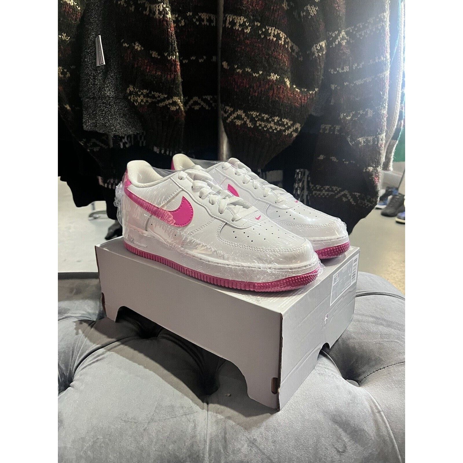 White fuschia nike air force 1s outlets RARE