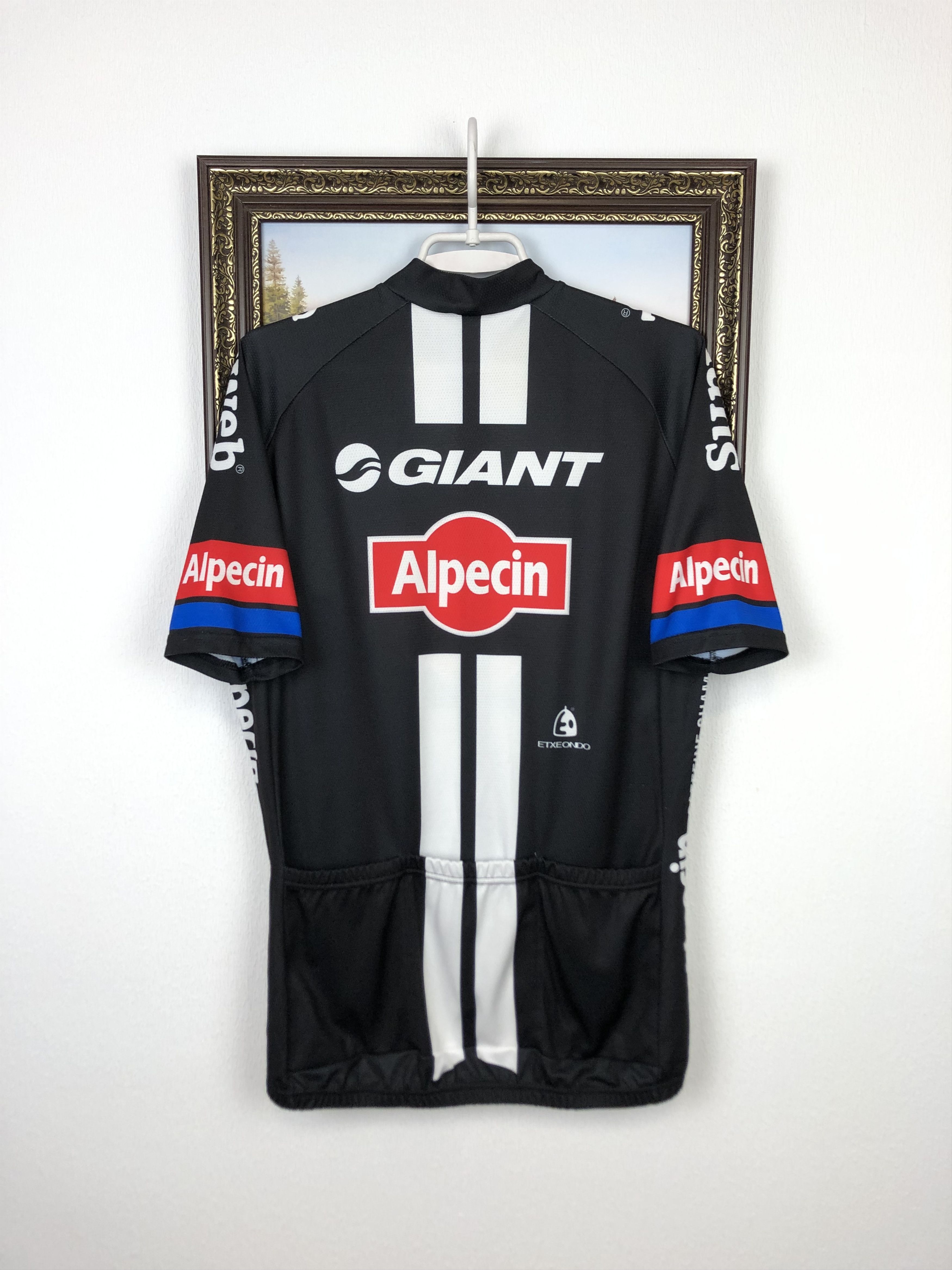 Giant Team Giant Alpecin Etxeondo Cycling Shirt Jersey Cycling Size US XL / EU 56 / 4 - 14 Thumbnail