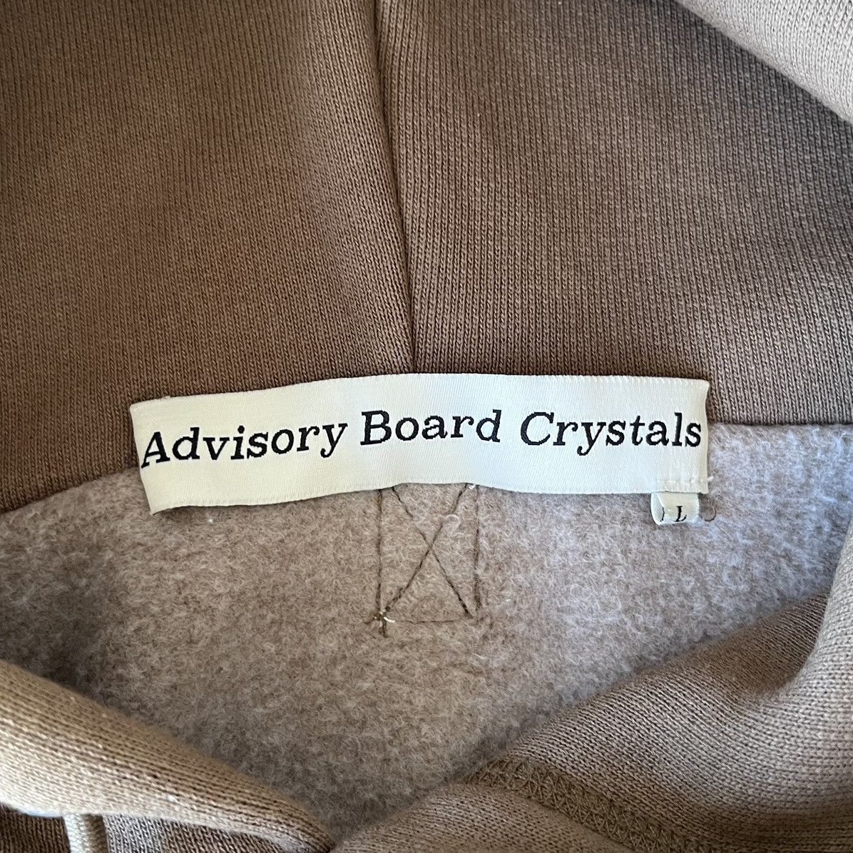 Advisory Board Crystals Advisory Board Crystals Planet Saving Information II 🌎 Size US L / EU 52-54 / 3 - 3 Thumbnail