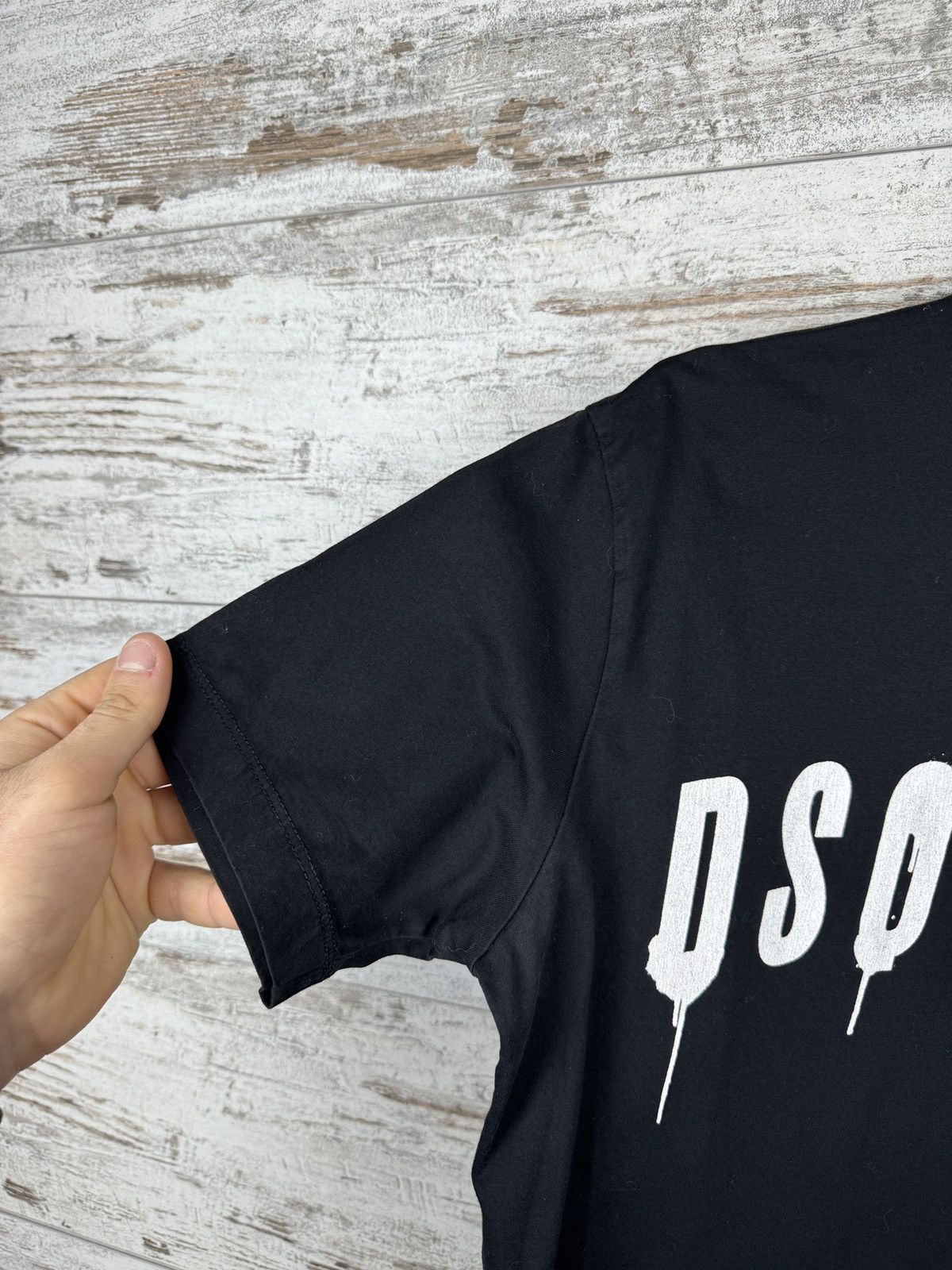Dsquared2 Mens Dsquared2 T-shirt luxury tee overprint big logo black Size US S / EU 44-46 / 1 - 5 Thumbnail