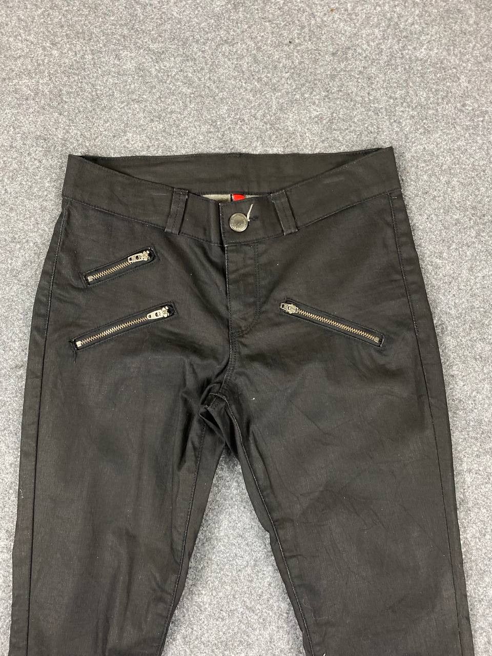 Japanese Brand uniqlo skinny fit tapered middle rise bondage style denim Size US 30 / EU 46 - 5 Thumbnail