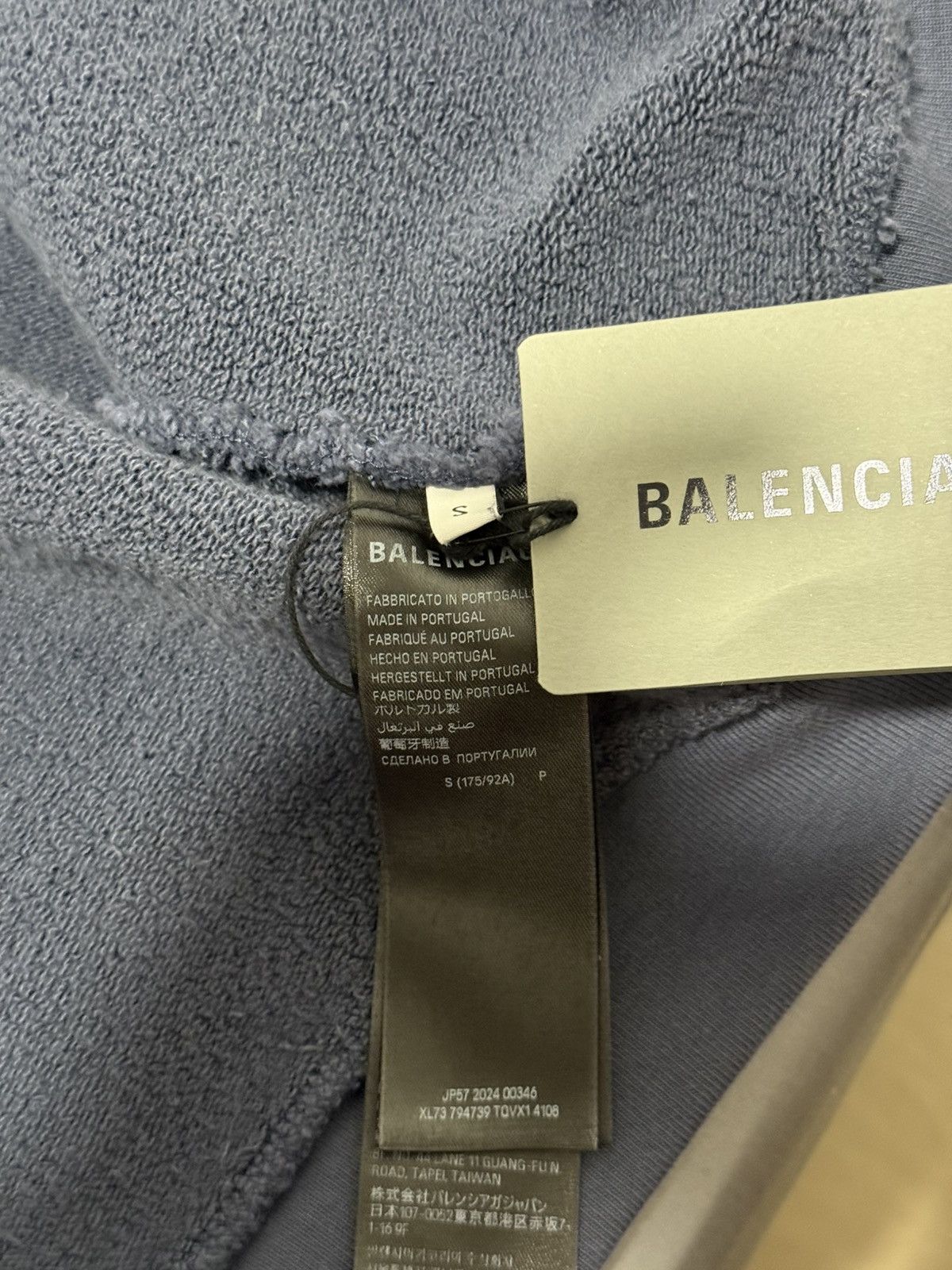 Balenciaga Balenciaga Navy incognito hoodie size small Size US S / EU 44-46 / 1 - 10 Thumbnail