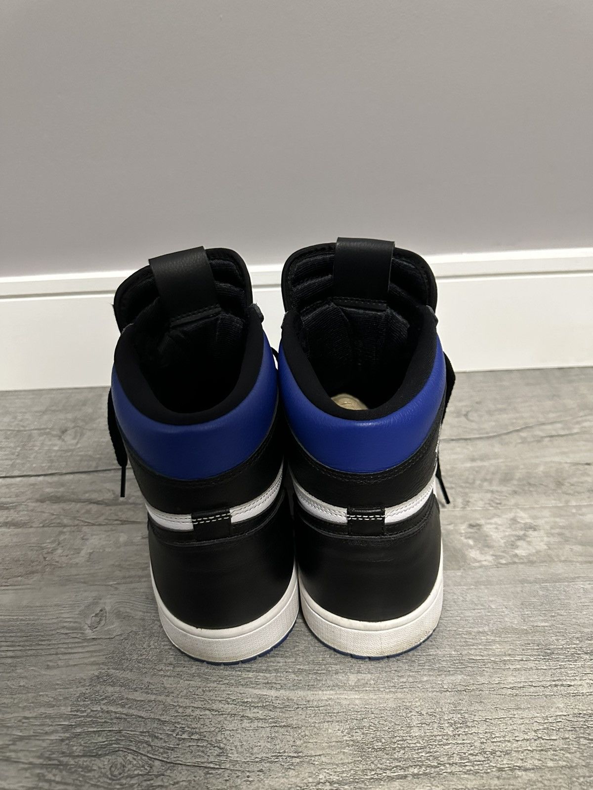 Jordan Brand Jordan 1 Retro High OG Royal Toe Size 12 Size US 12 / EU 45 - 6 Thumbnail
