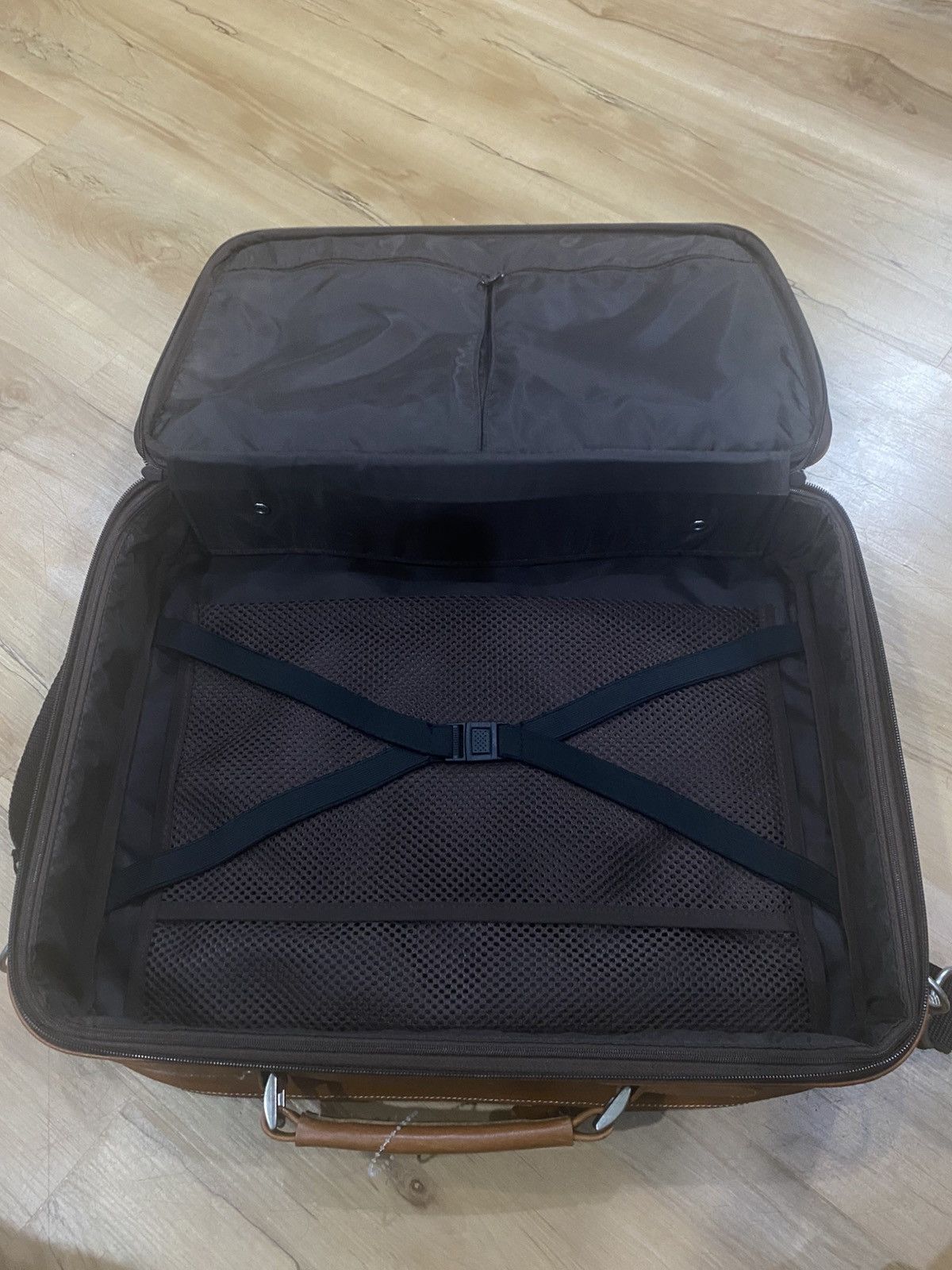 Genuine Leather × Vintage Vintage Volkswagen leather travel beg / cross bag Size ONE SIZE - 7 Thumbnail