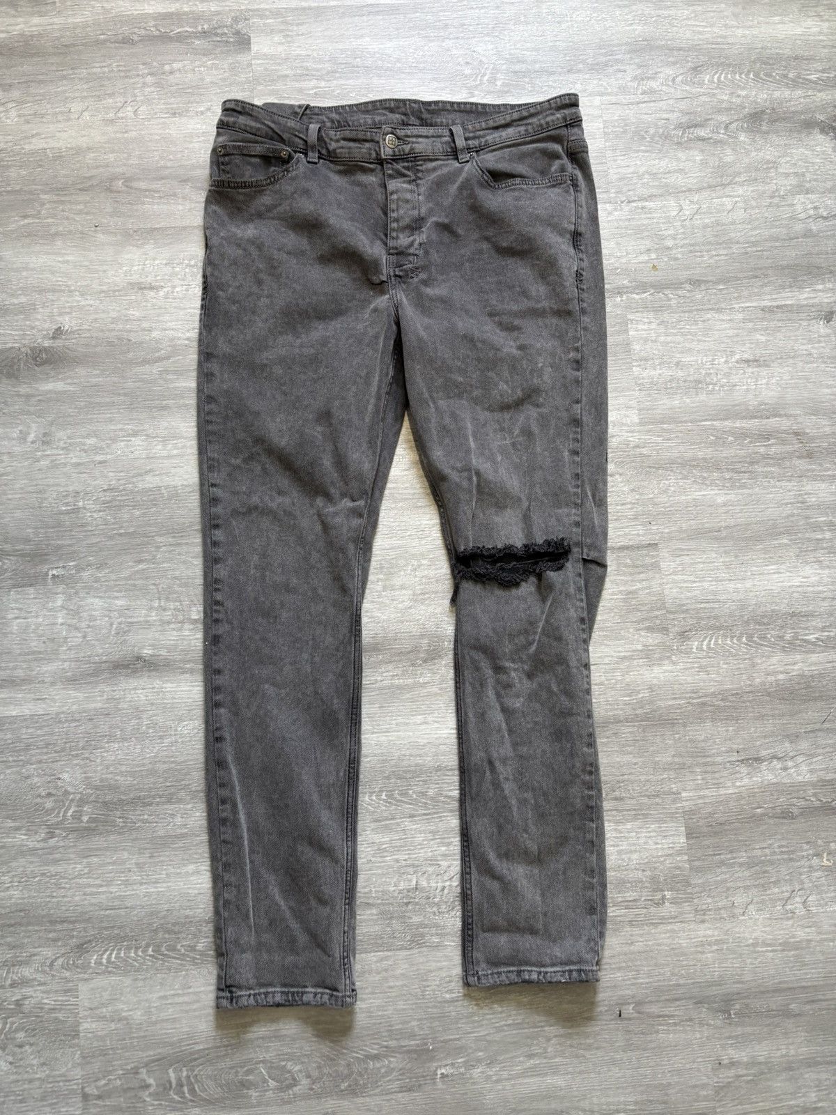 Ksubi distressed knee