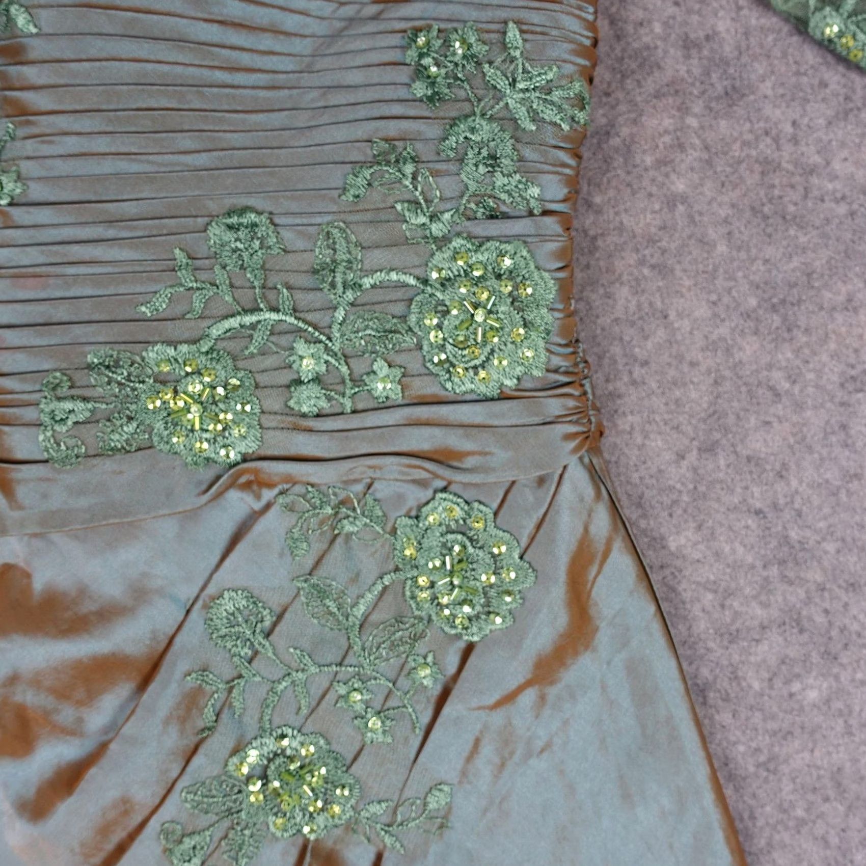 Vintage Patra Dress Womens Size 6 Green Lace Beaded Formal Gown Evening Maxi Taffeta VTG Dress Size M / US 6-8 / IT 42-44 - 6 Thumbnail