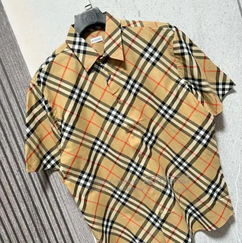 Burberry Burberry Khaki Logo Check Short Sleeve Shirt. Size US L / EU 52-54 / 3 - 5 Thumbnail