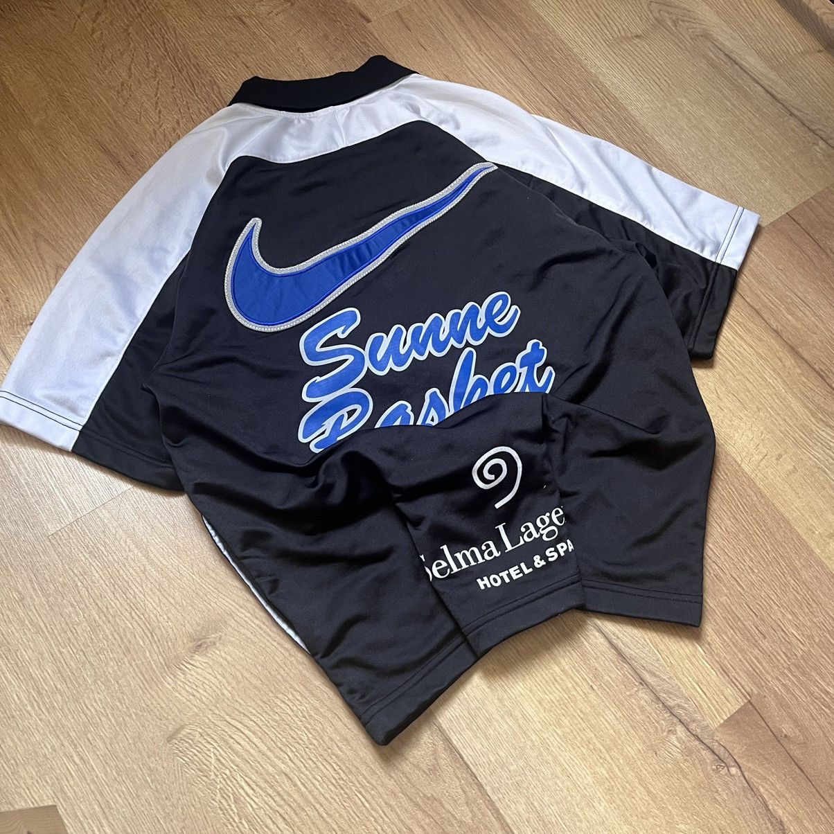 Nike × Vintage Nike vintage 90s basketball jersey Size US M / EU 48-50 / 2 - 6 Thumbnail