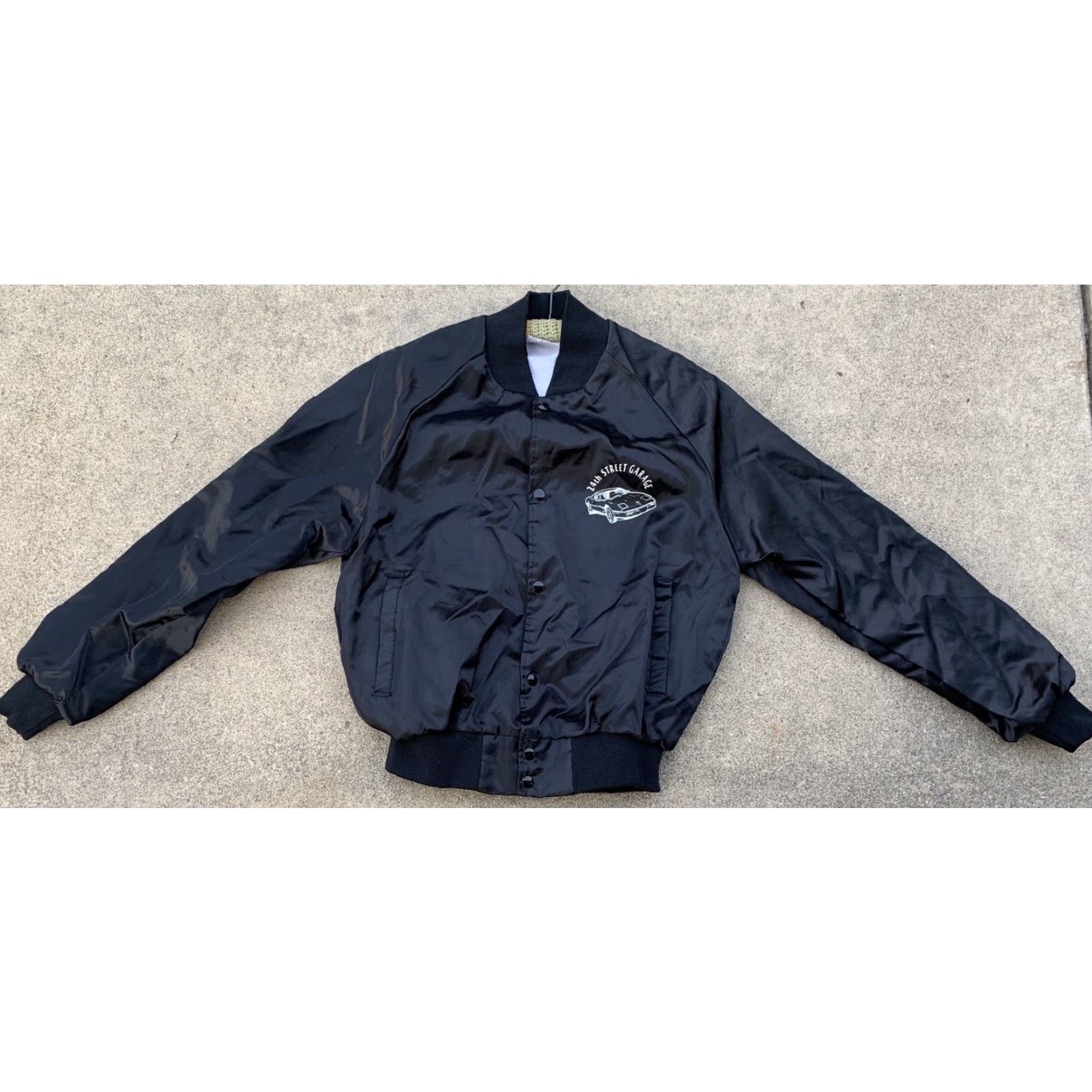 Garage VINTAGE Auburn Sportswear Jacket Men M Black Satin Neon Corvette Graphics 24th Street Garage US Made Snap Closure Logo Varsity Retro 80s 90s Cars Size US M / EU 48-50 / 2 - 4 Thumbnail