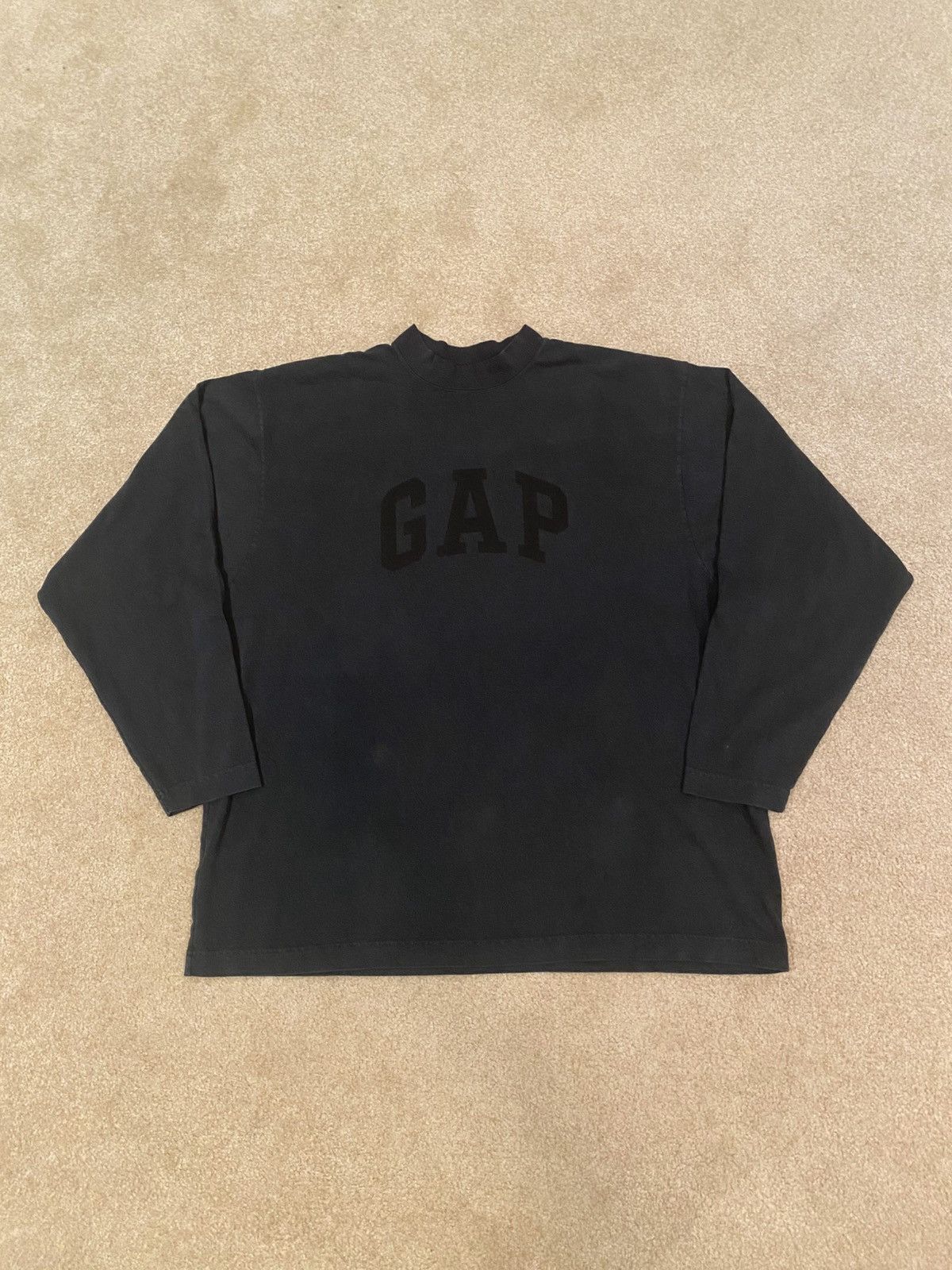 Balenciaga × Gap × Yeezy 🔥SAMPLE🔥 Yeezy x Gap x Balenciaga Washed Black Dove Long Tee Size US L / EU 52-54 / 3 - 2 Thumbnail