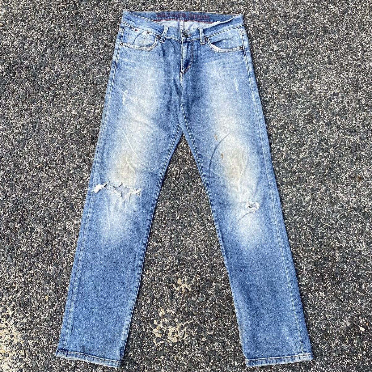 Tommy Hilfiger Tommy Hilfiger Denim Distressed Jeans Size US 30 / EU 46 - 1 Thumbnail