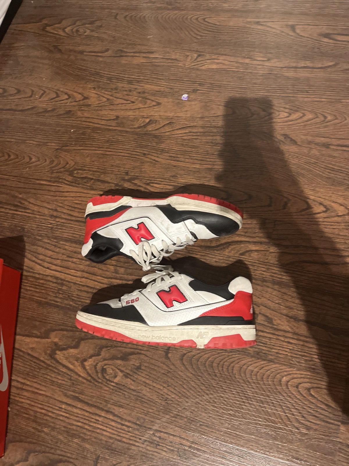 New Balance New Balance 550 Black Red Size US 11 / EU 44 - 2 Thumbnail