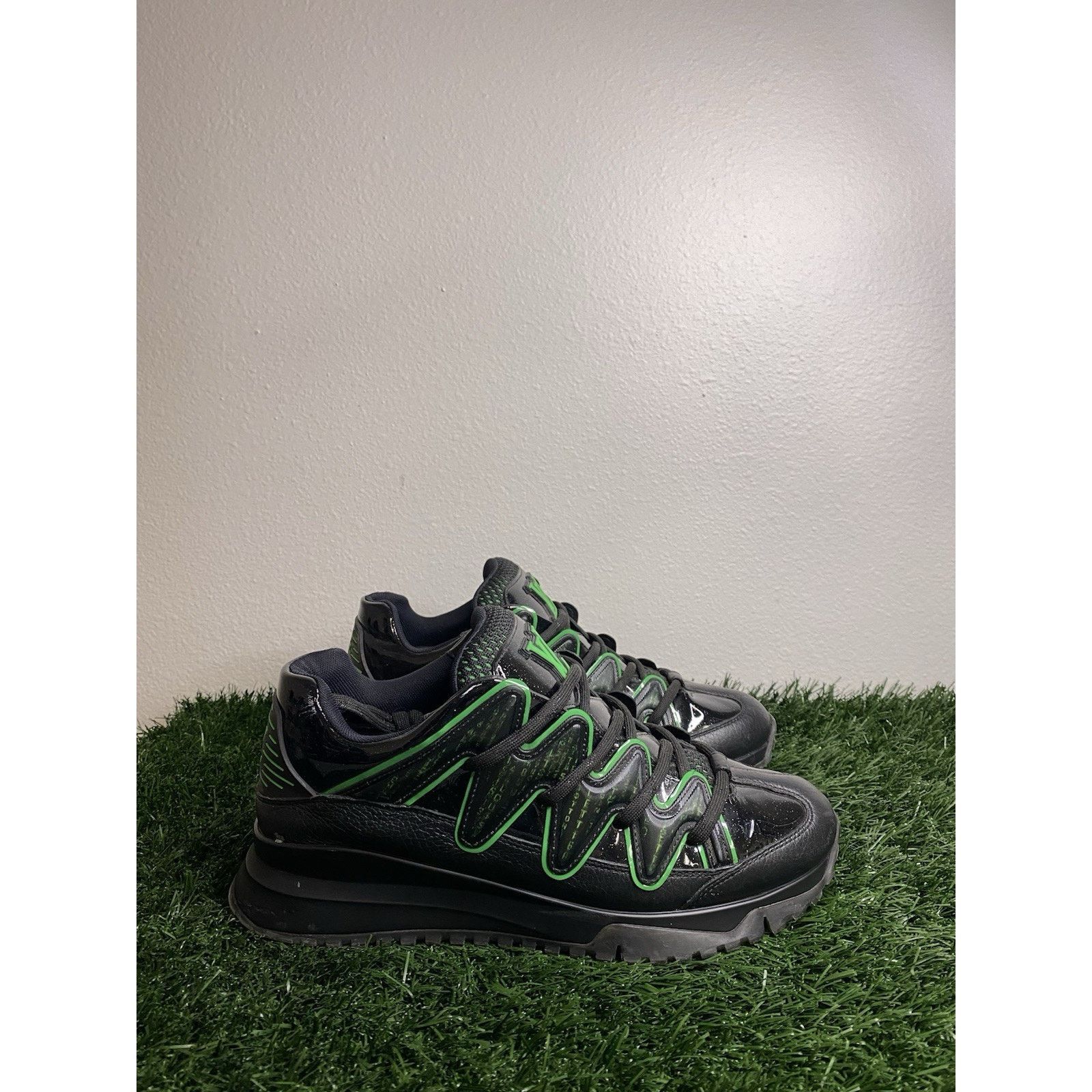 Louis Vuitton Louis Vuitton Zig Zag Sneakers Virgil Abloh |7 LV / 8-8.5 US Size US 8 / EU 41 - 1 Thumbnail