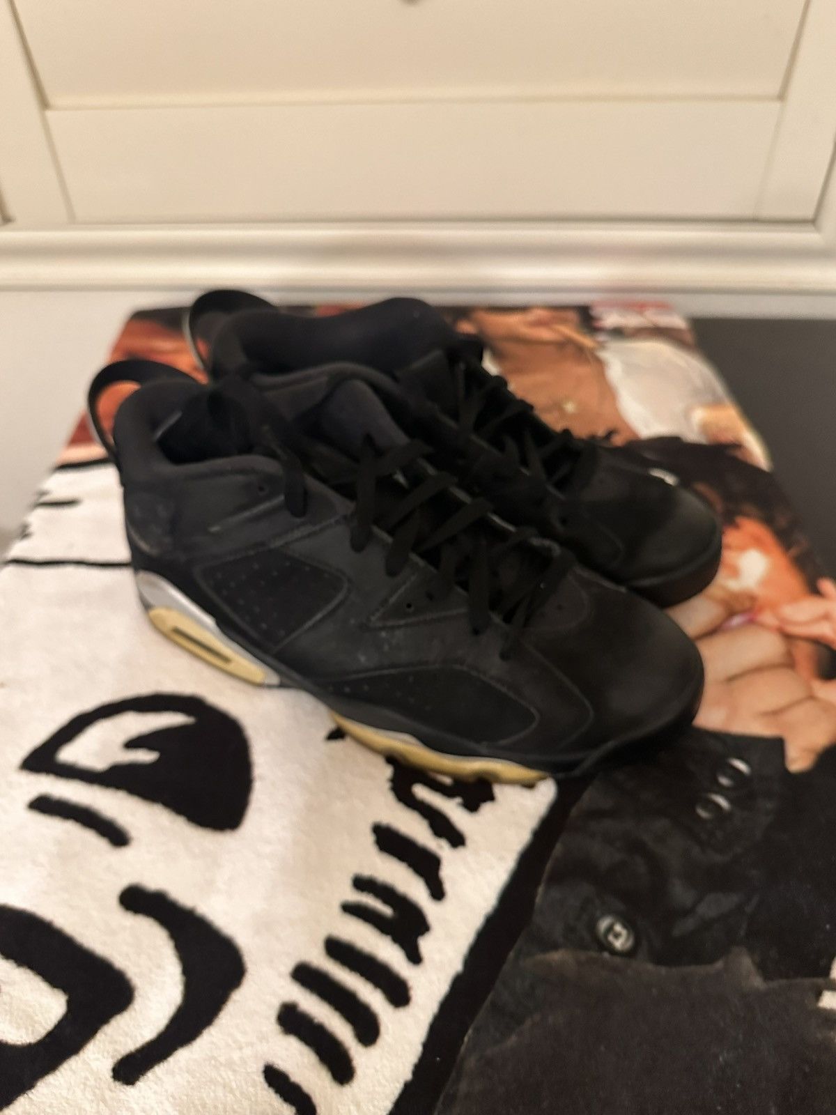 Jordan Brand Jordan 6 Low Chrome Size US 9.5 / EU 42-43 - 1 Thumbnail