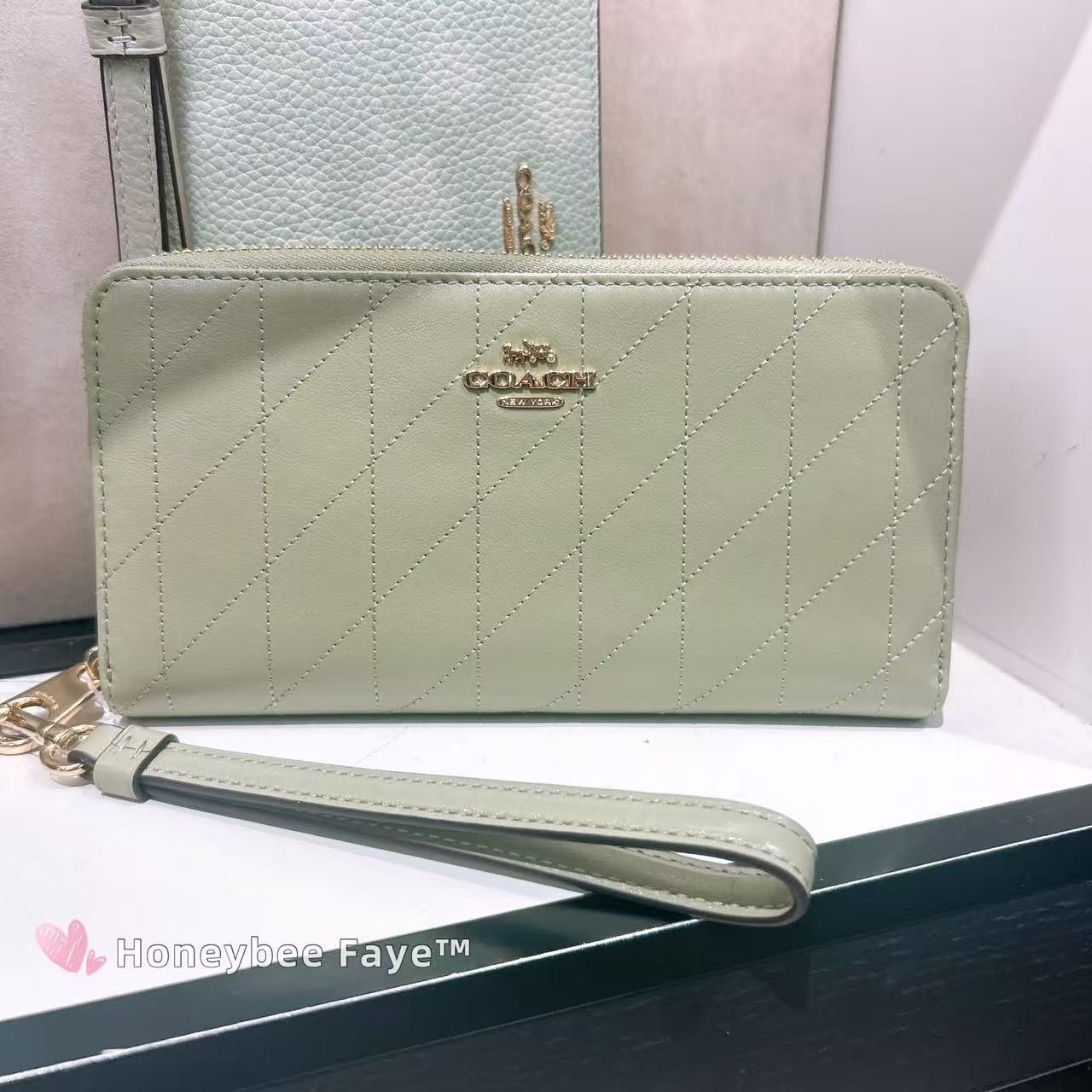 Coach Long Zip Around Wallet With Quilting CEL63 Size ONE SIZE - 1 Thumbnail