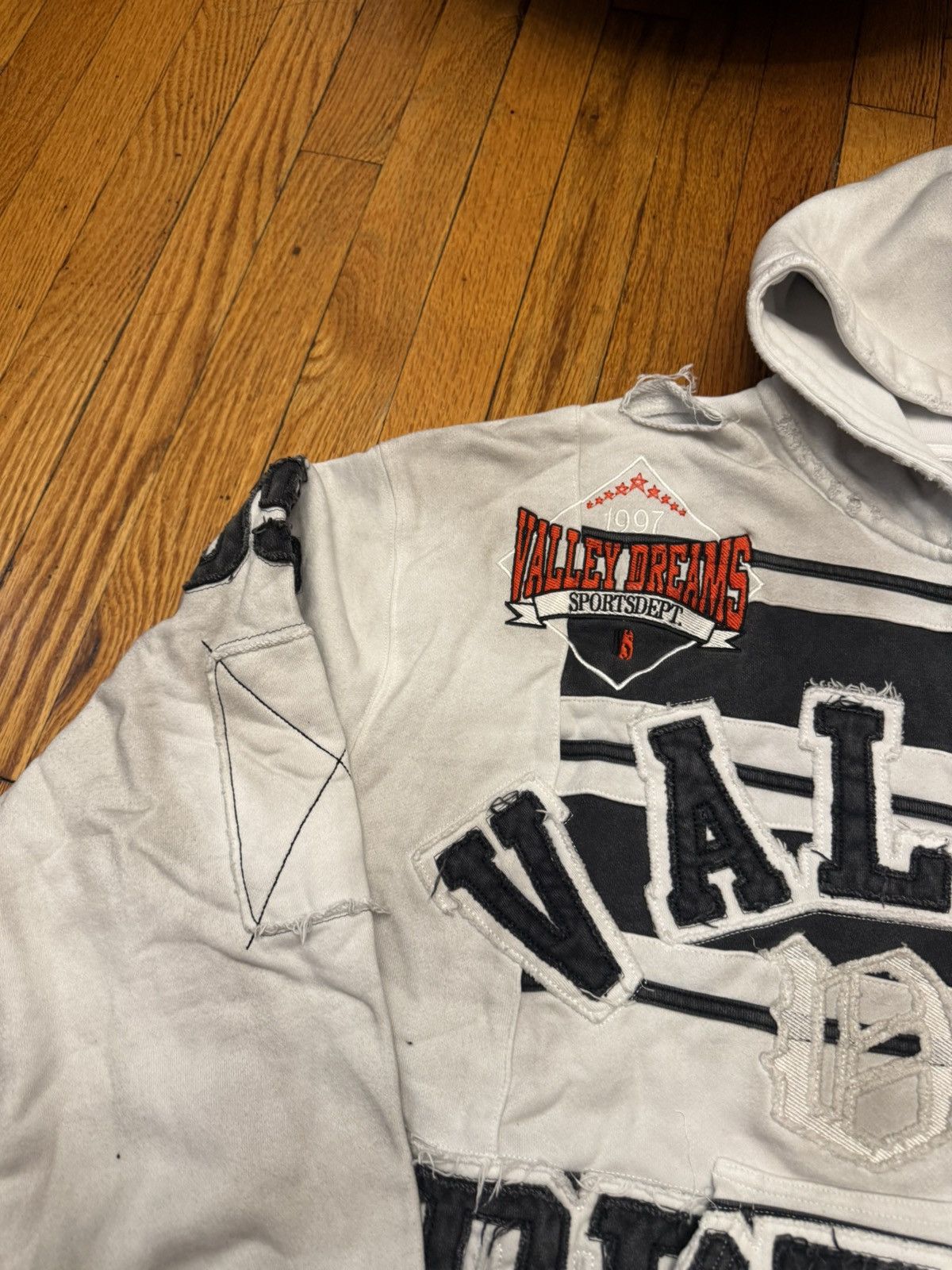 Vale Vale Collage Oreo Black White Zip Up Hoodie Size Medium Size US M / EU 48-50 / 2 - 4 Thumbnail