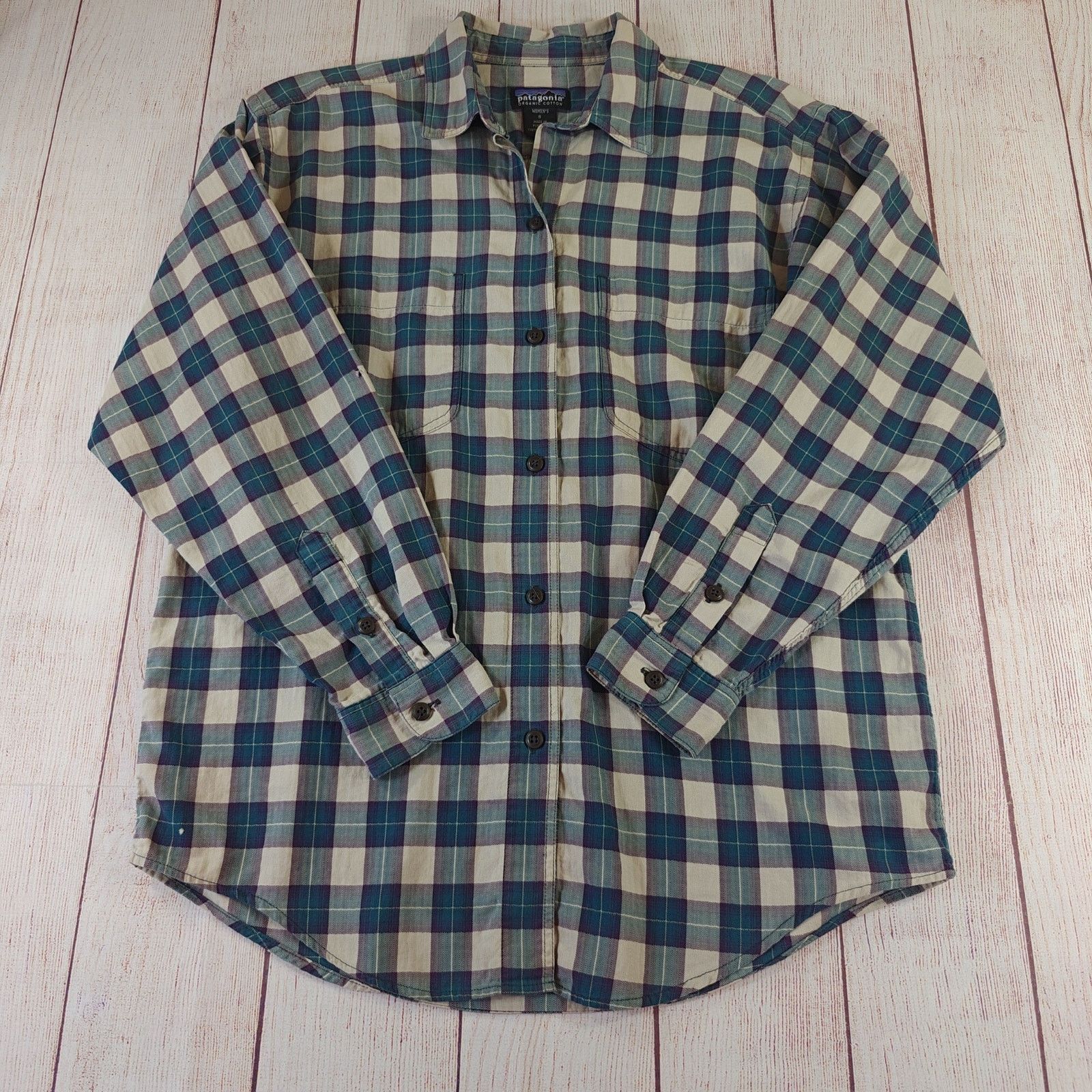 Patagonia W's Patagonia 100% cotton plaid button down shirt sz S Size S / US 4 / IT 40 - 5 Thumbnail